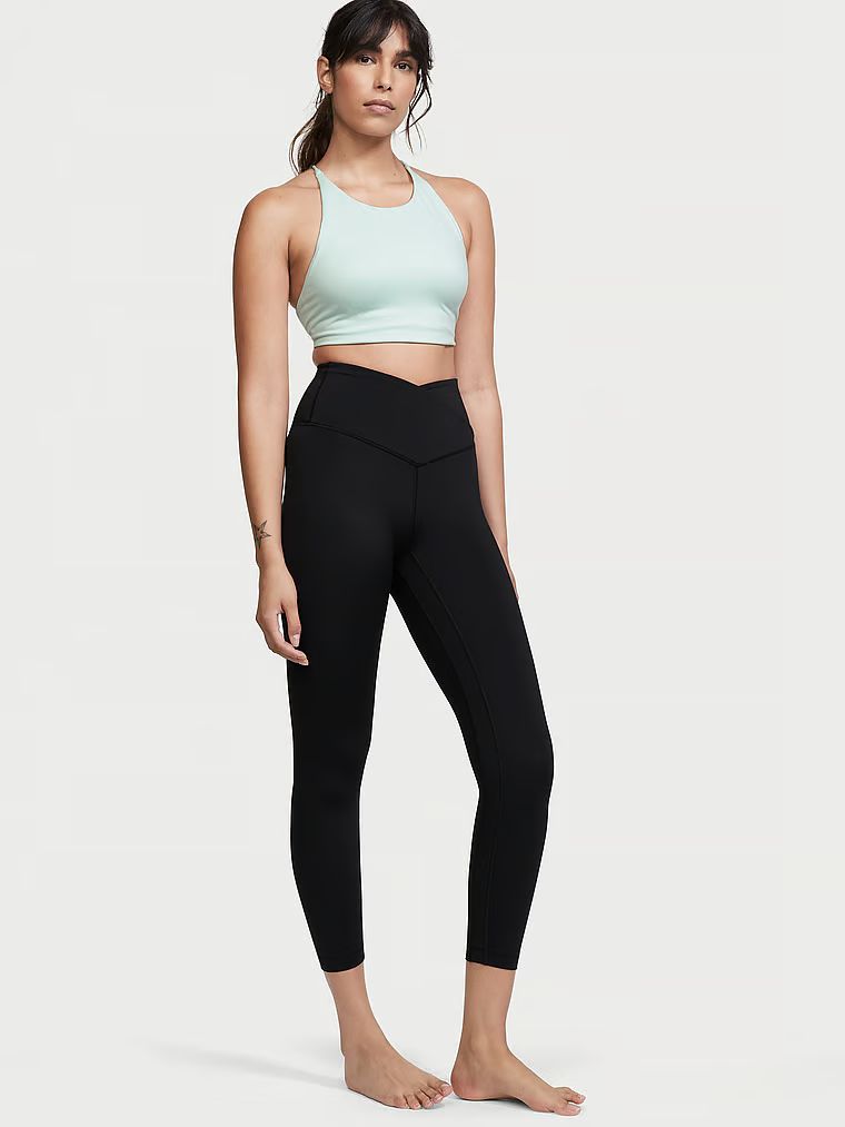 Victoria's Secret
	


	High Neck Sport Bra | Victoria's Secret (US / CA )