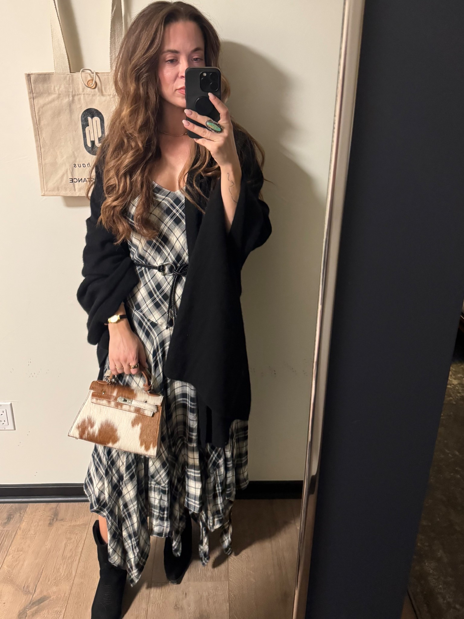 Fully committed to western vibes! Obsessed with this #Calechi bag 

#LTKItBag #LTKStyleTip #LTKSeasonal