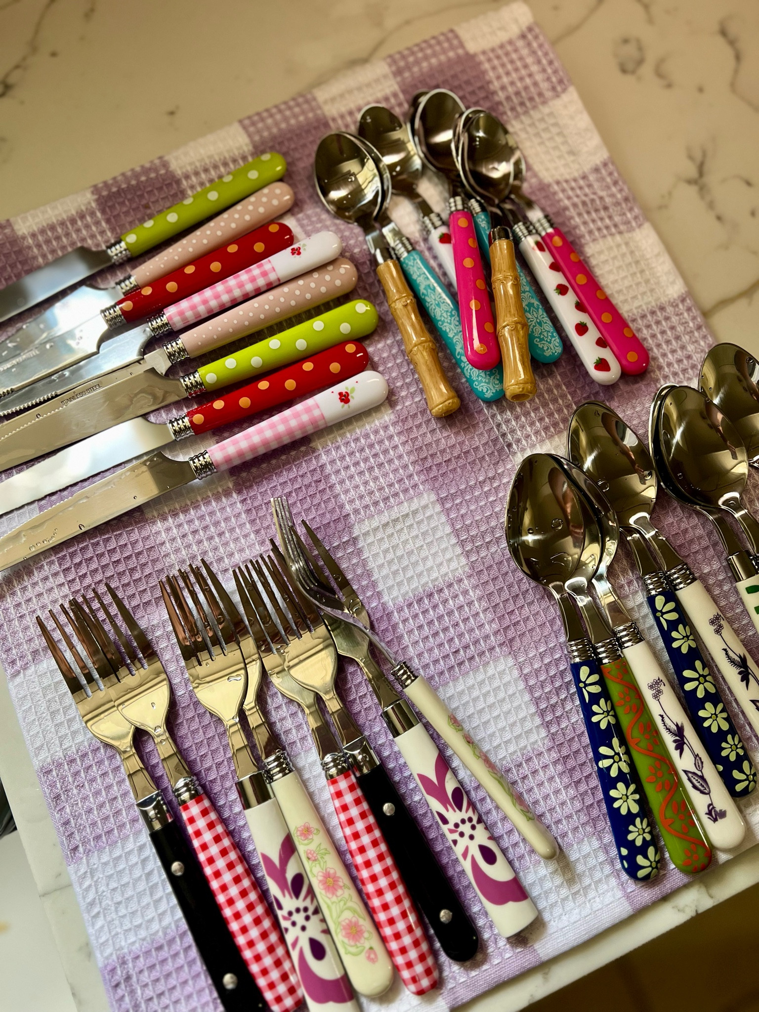 new silverware 🧸🍓🥝

#LTKHome #LTKFamily #LTKFindsUnder50