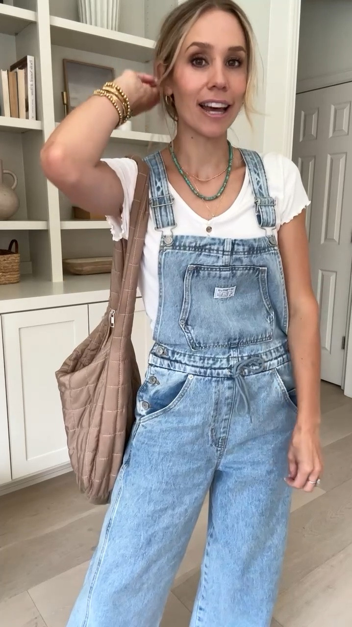 I’m loving these overalls— they have the best details that elevates them from a basic overall. 

Wearing a size small, my tts! 
5’5” | 117 lbs 

#LTKFindsUnder100 #LTKShoeCrush #LTKStyleTip