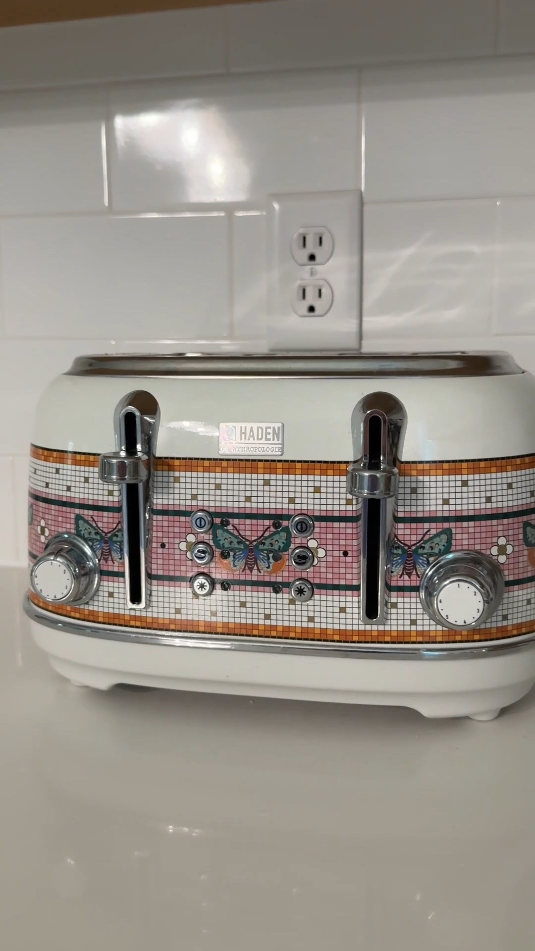 Everyyyyy time someone comes over they compliment my bougie toaster. Did I need it? Absolutely not. Does it bring me immense joy to toast things now? Youbetcha  

#LTKFamily #LTKHome #LTKSaleAlert