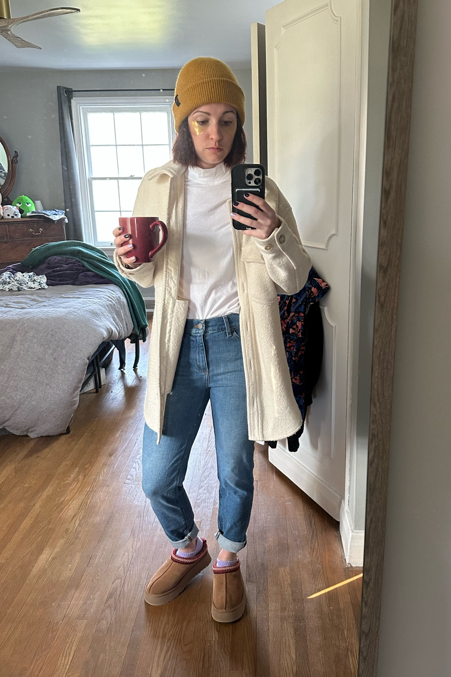 Grocery Run

Hat - Anian
Jacket - Aritzia
Shirt - Lululemon 
Jeans - Mott & Bow 
Slippers - Ugg
Under eye patches - Peter Thomas Roth#LTKstyletip 
#OOTD #DateNight #SpringOutfit

#LTKSeasonal