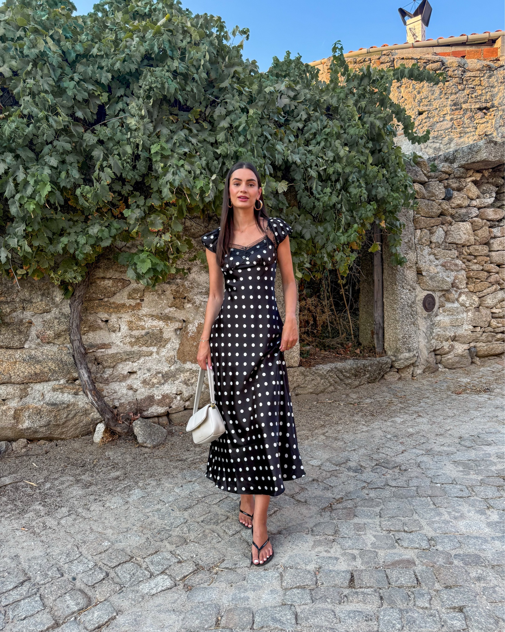 Saying goodbye to August and the cobbled streets of Portugal ❤️ 

#LTKsummer