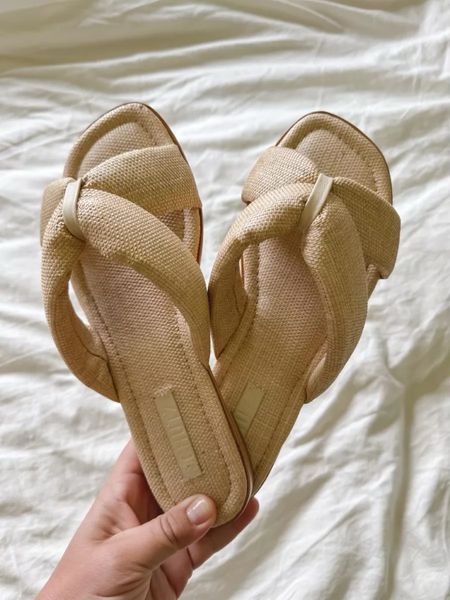 Padded puff mules - summer sandals

#LTKShoeCrush #LTKStyleTip