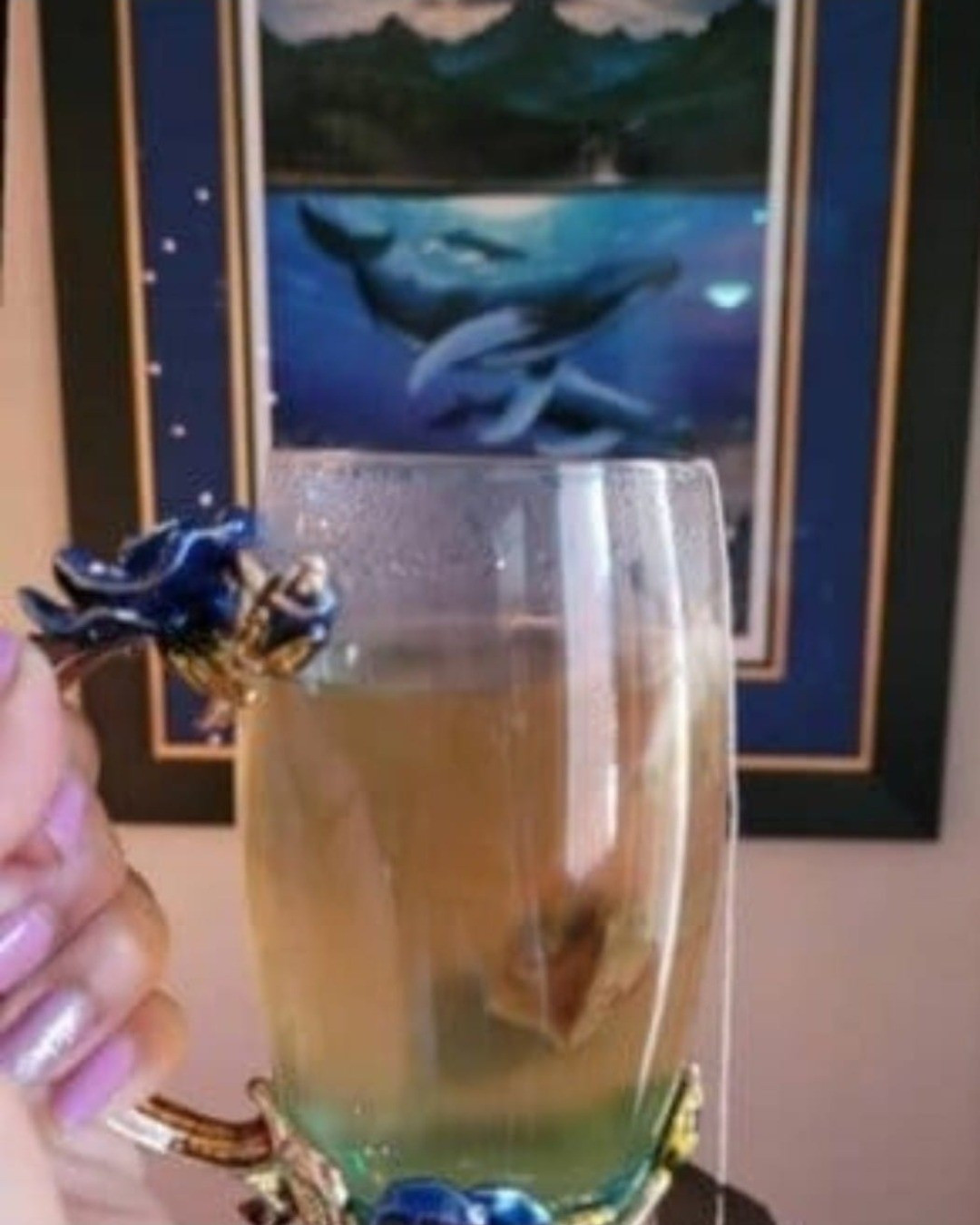 Holiday vibes, holiday cheers, Christmas decor, home decor, mugs, nail polish, opi, whale canvas, coffee mug, glass mugs 

#LTKhome #LTKholiday #LTKsale