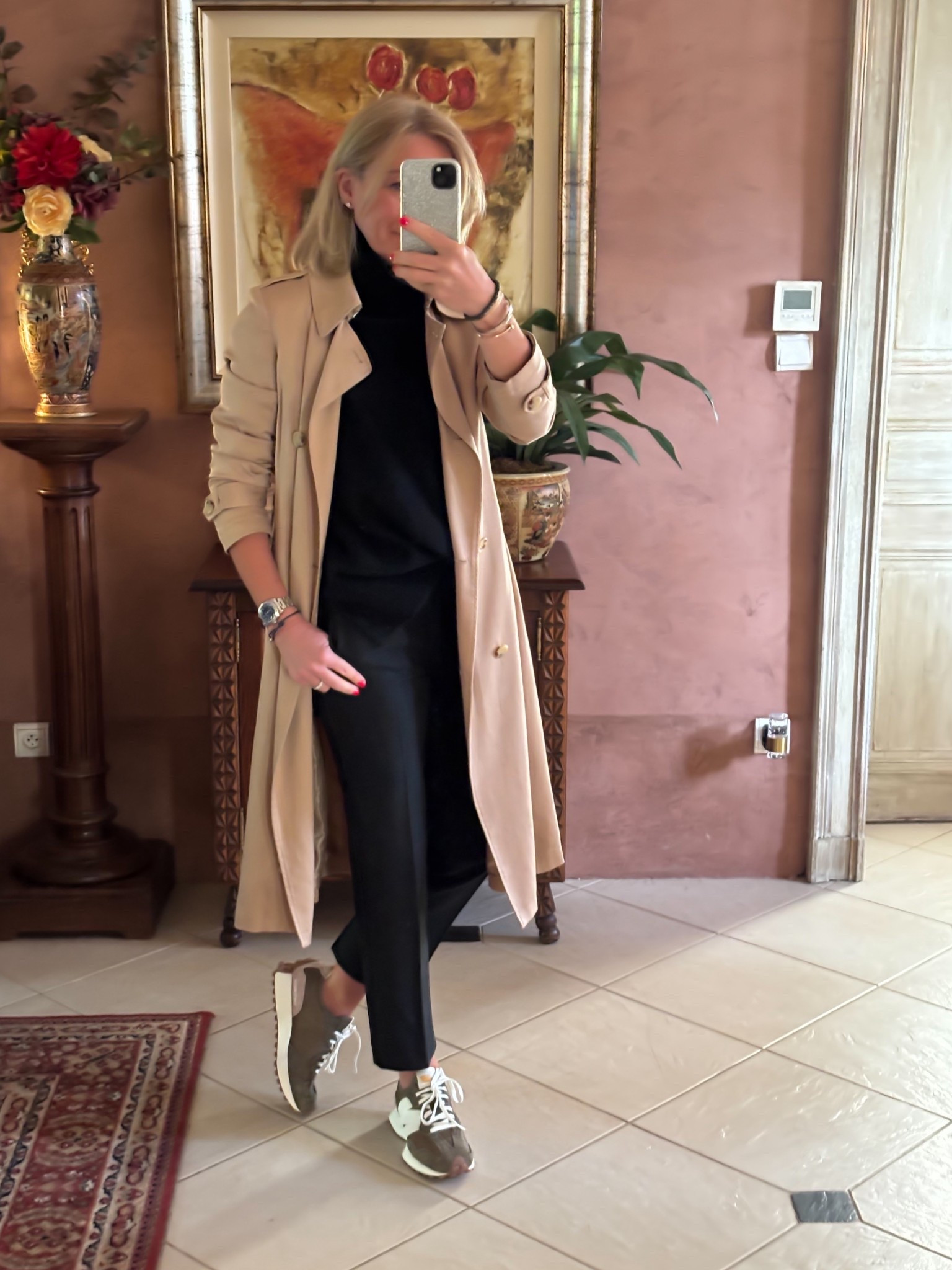 Simple & understated 
.
#mystyle #mymidlifefashion #outfitifeas 

#LTKover50style #LTKeurope
