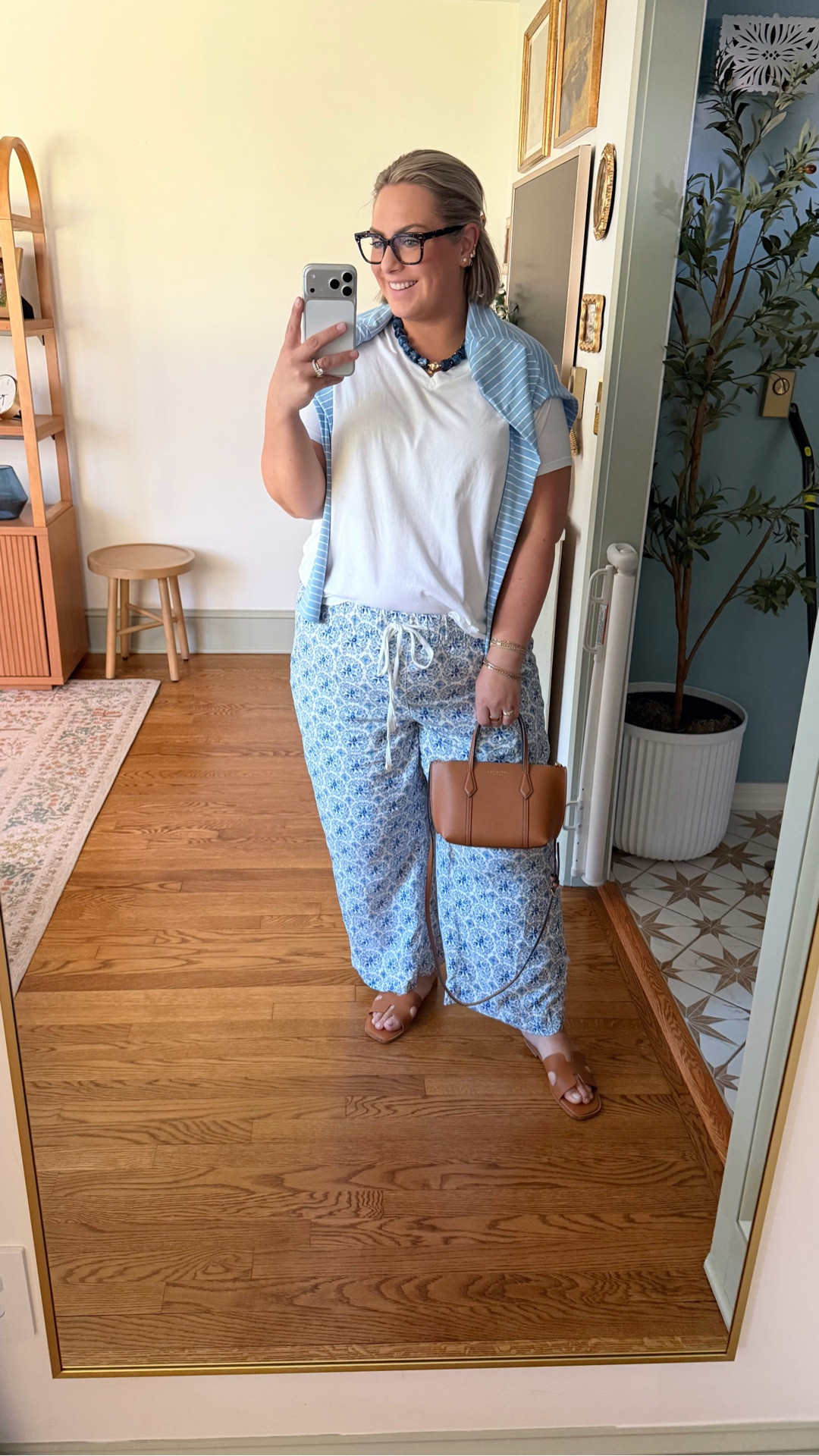 This outfit will be on repeat😍 
Tee: 1X
Pants: 18P
Pima cardigan: XL

#LTKmomlife #LTKdayinmylife #LTKPlusSize