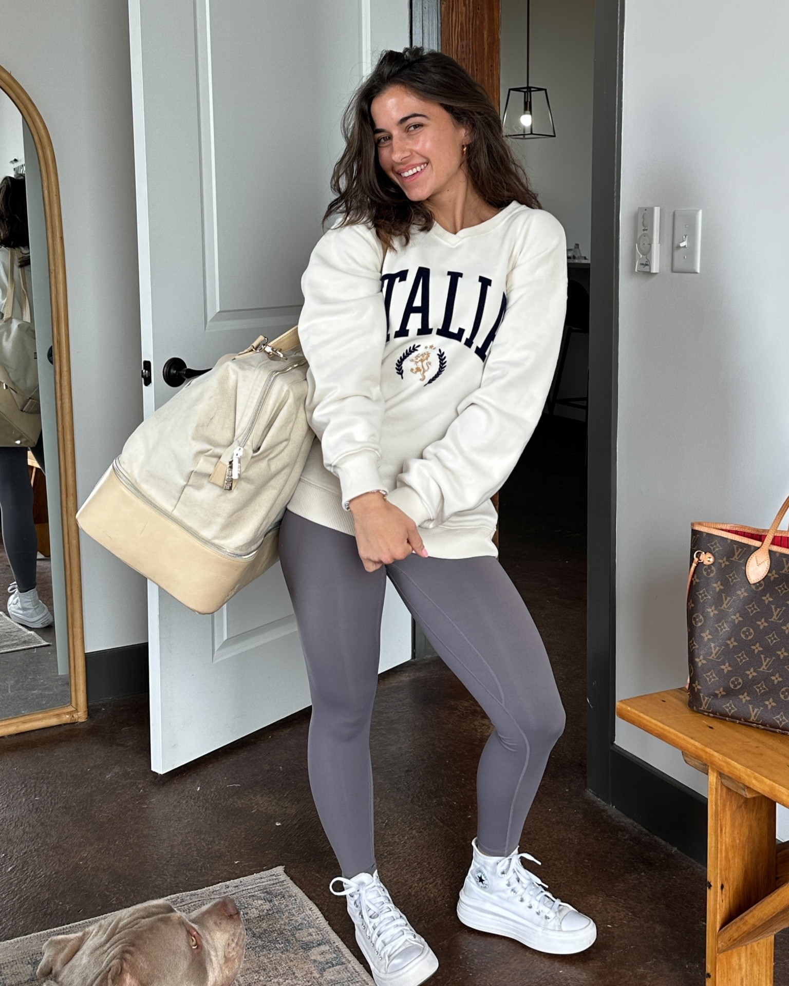 Airplane fit ✌️✈️



#LTKtravel #LTKSeasonal #LTKfit