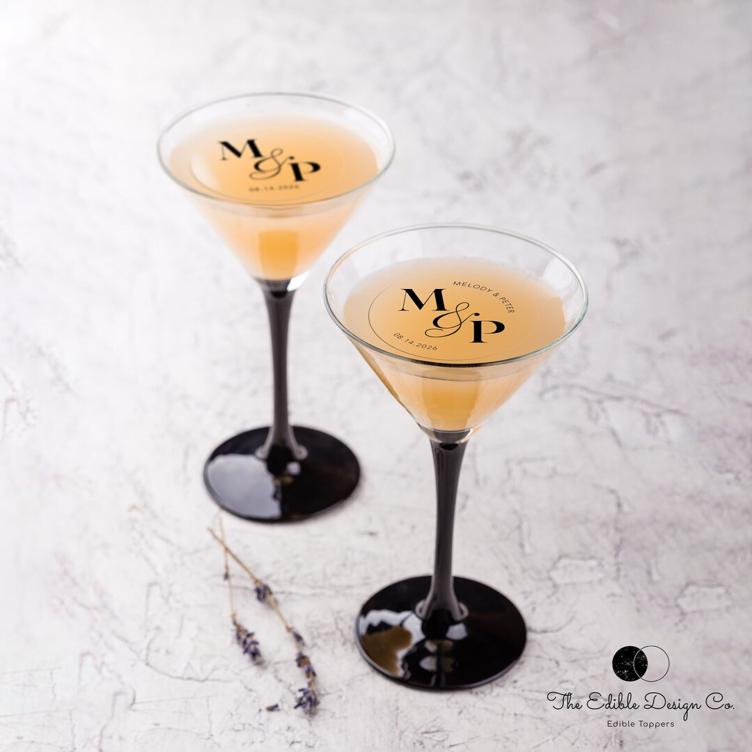 EDIBLE CLEAR Circle Wedding Drink Toppers, Beautiful Script Monogram, Edible Drink Topper, Weddin... | Etsy (US)