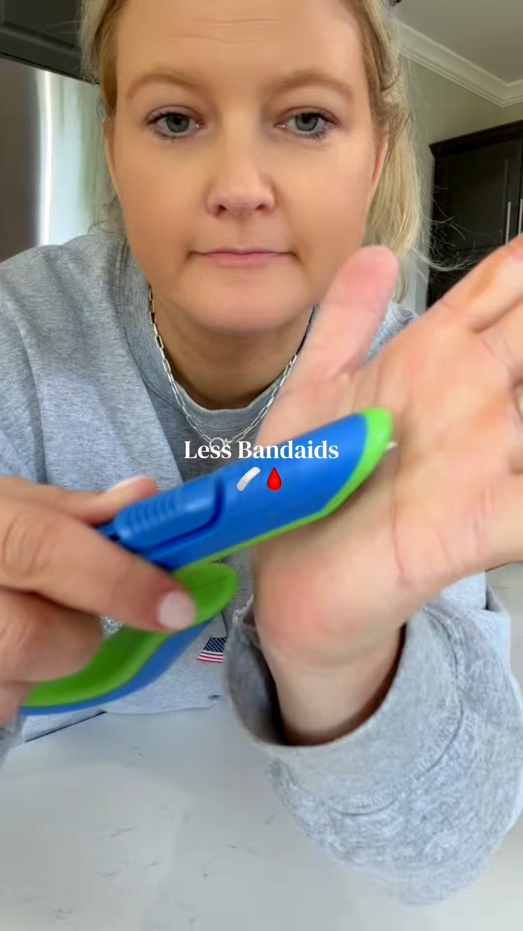 A safer alternative to a sharp razor and 3 sizes for different packages.
#boxcutter #unboxing #homehack #kitchengadgets

#LTKSaleAlert #LTKHome