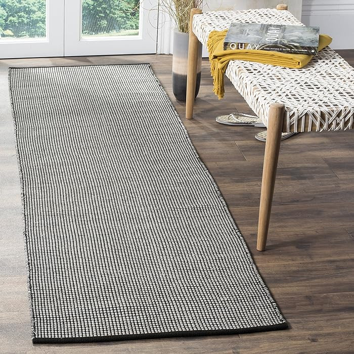 SAFAVIEH Montauk Collection Runner Rug - 2'3" x 10', Ivory & Black, Handmade Flat Weave Cotton, I... | Amazon (US)