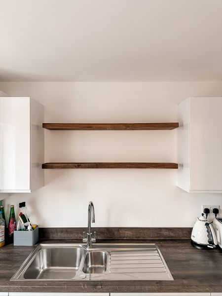 Love these open shelves for the kitchen 

#LTKhome #LTKeurope #LTKMostLoved