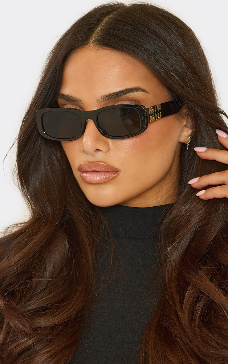 Side Logo Thick Frame Rentable Shaped Tinted Lense Sunglasses In Black | EGO (UK)