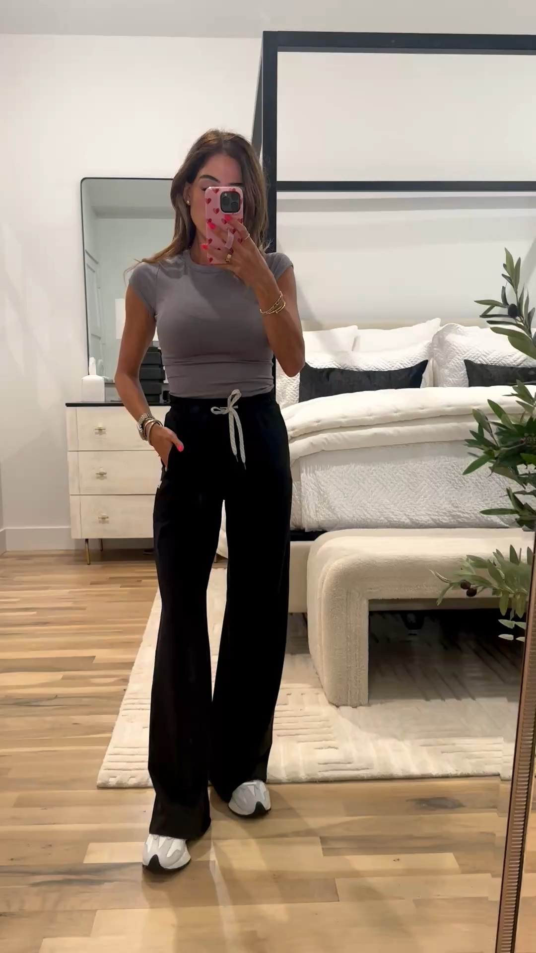 Wide leg pants size xxs or short length come in new colors great for travel 

#LTKootd #LTKSaleAlert #LTKTravel