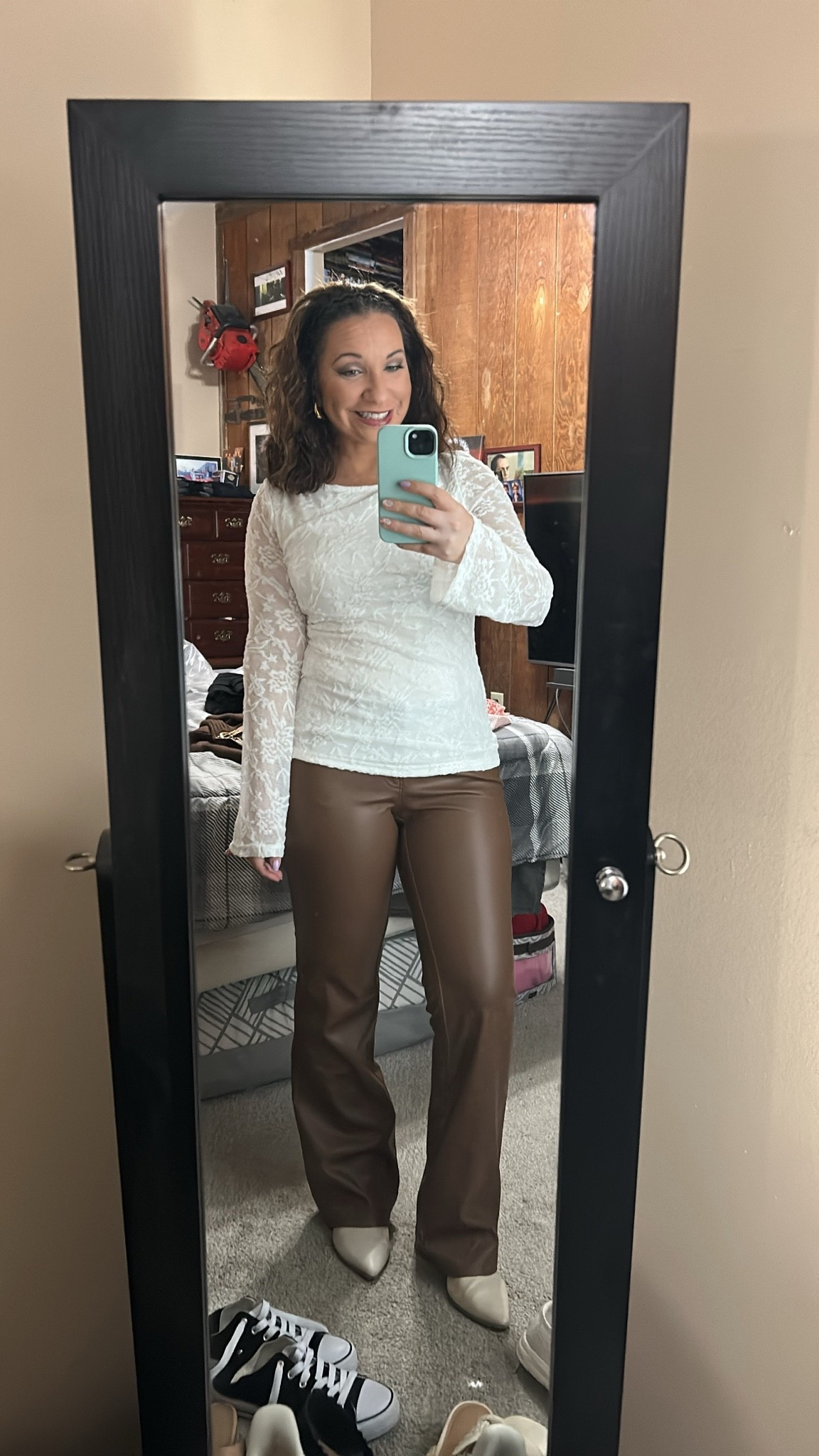 Cute fall outfit

#LTKgrwm #LTKPetite #LTKSaleAlert