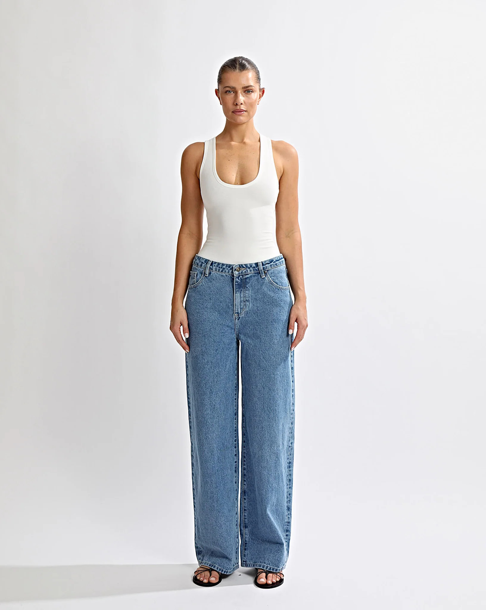 Amelia Tank White | One Mile