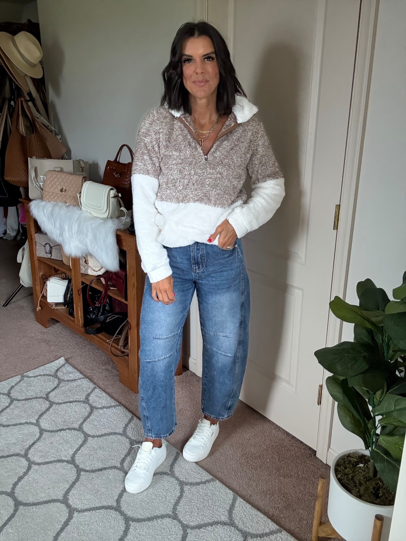 Size small in pullover size 2 in jeans sneakers tts

#LTKSeasonal #LTKFindsUnder100