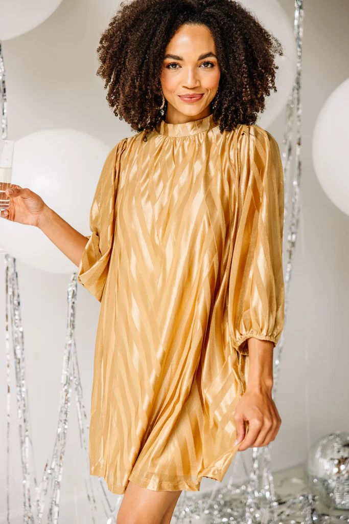 Call On You Gold Chevron Shift Dress | The Mint Julep Boutique