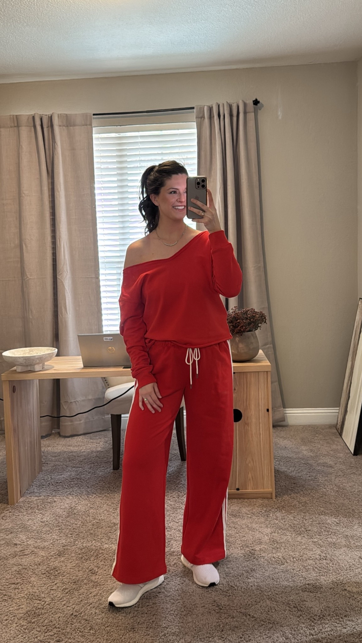 Errands OOTD ❤️ wearing a M in top & bottom! The fit is so good and flattering. 5’9” for reference! 

#LTKootd #LTKActive #LTKmomlife