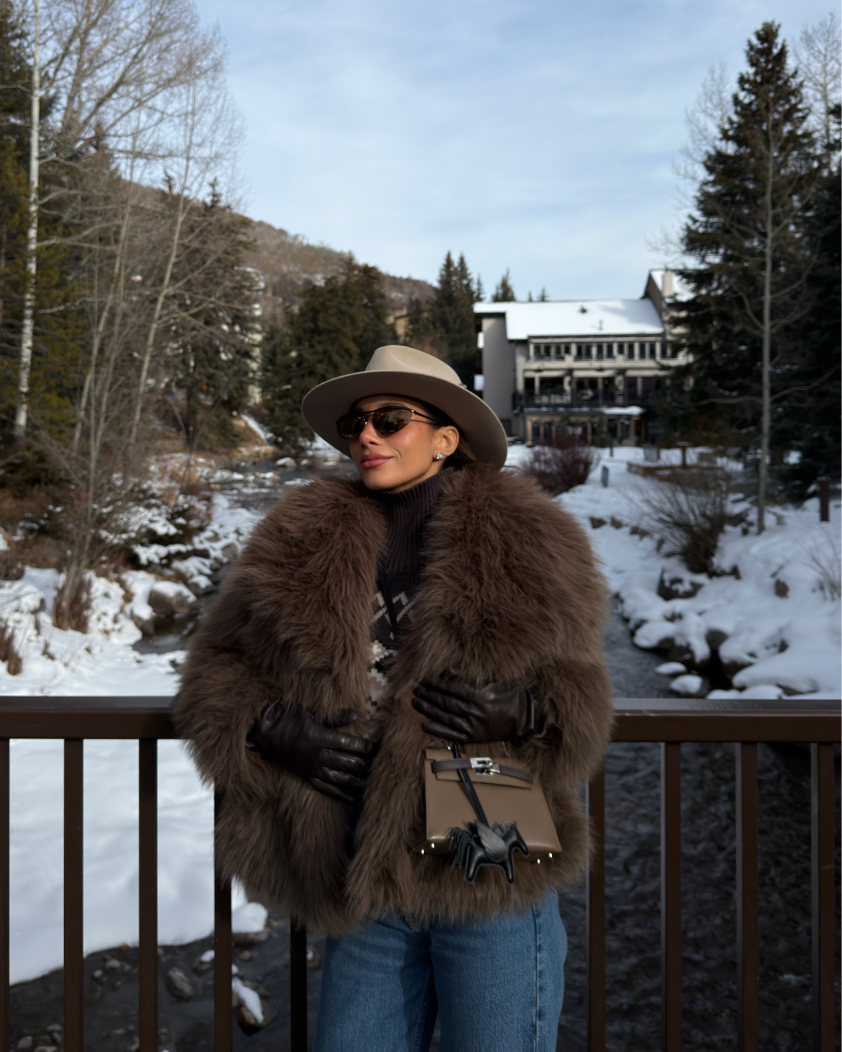 Après-ski, but the fit is the main event. ❄️🧣 Shop the look for your next Vail moment ✨

#LTKootd #LTKgrwm #LTKSeasonal
