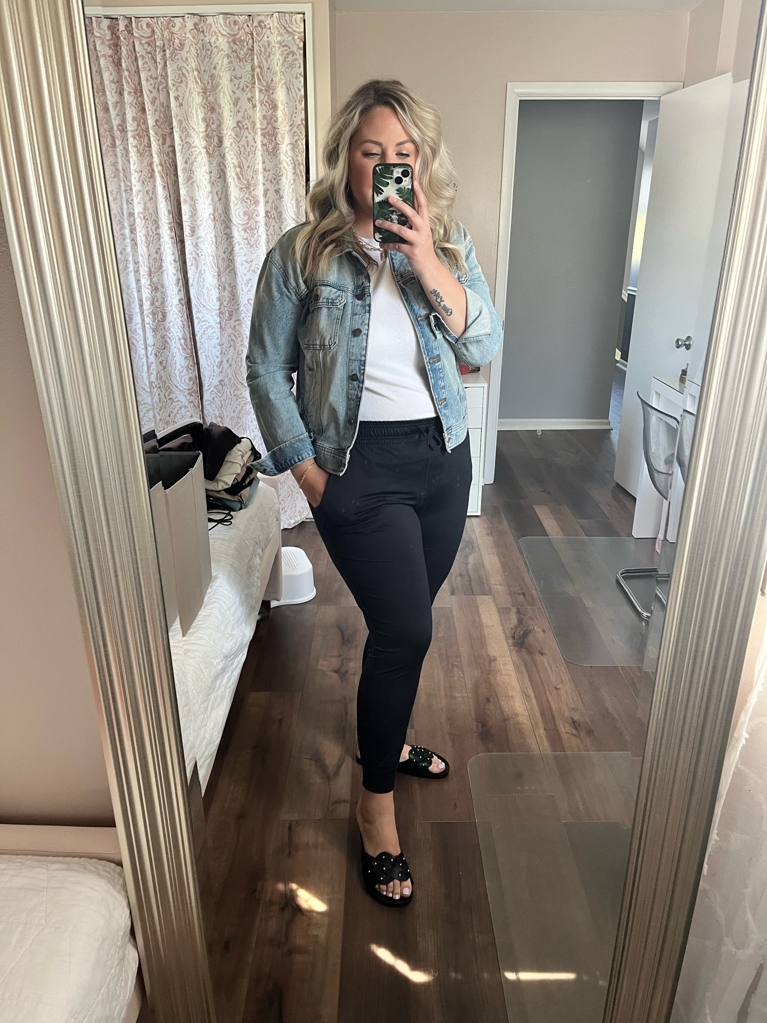 Easy spring outfit all from target 🤍🖤

#LTKunder50 #LTKcurves #LTKSeasonal