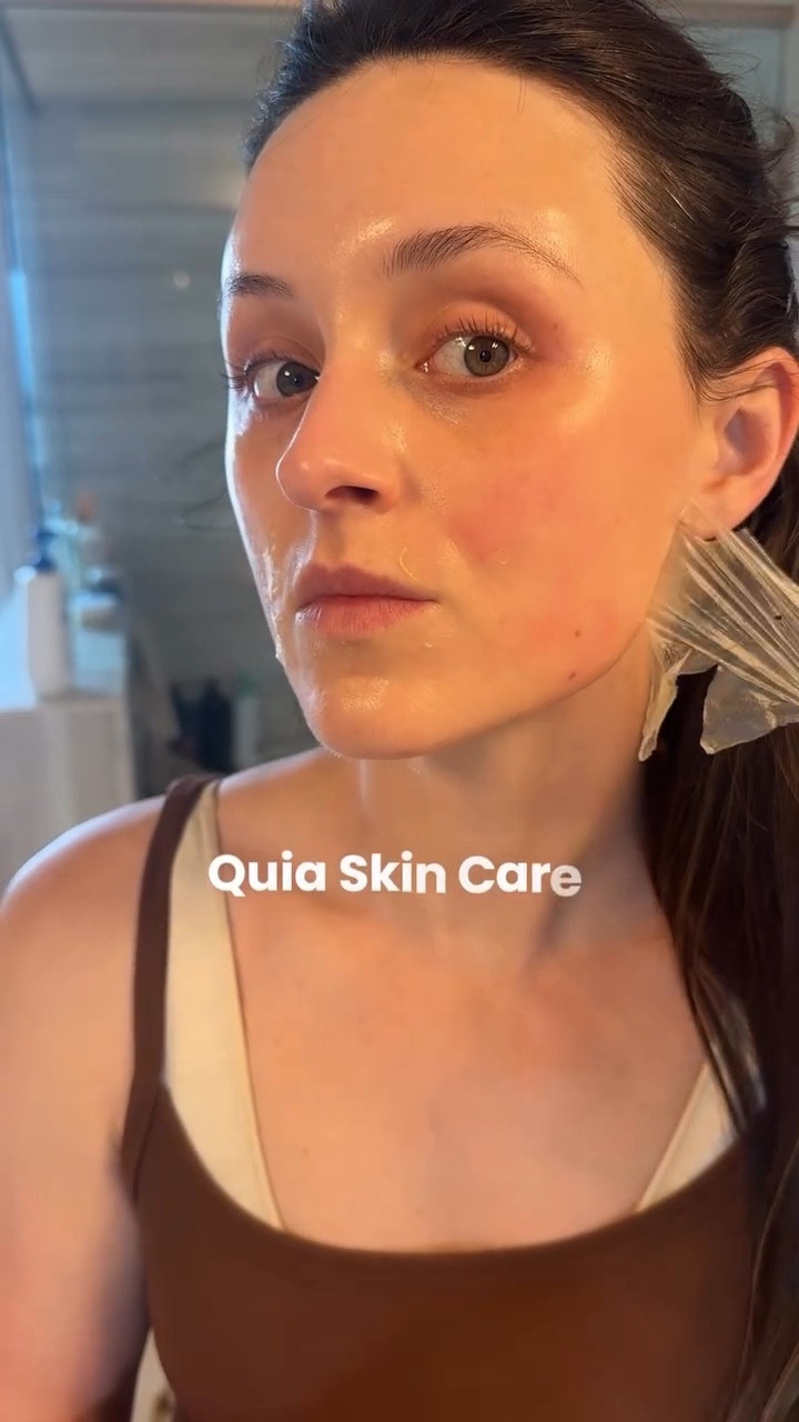I am such a fan of @quiakorea all of their products leave my skin glowing and feeling good! 

The Collagen Jell Cream is THE BEST - I use with my Medicube device every night! 

.
.
.
#amazonfinds #quia #kbeautyreview #kskincare