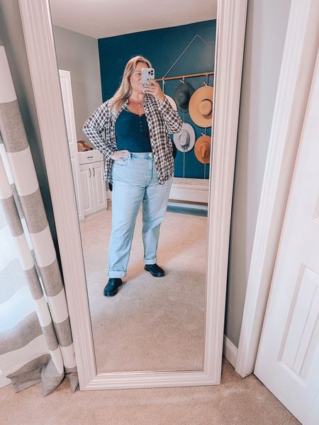 Another wash of these Curve love 90’s ultra high waist straight leg jeans that I love so much. These jeans are more like our jeans of the past with only a little stretch so I size up one. I styled with a Henley top, doc marten Chelsea boots, and plaid shirt. 

Size 18 | size 20 | plus size outfit | tall jeans | plus size tall jeans | plus size long jeans | plus size ootd | jeans outfit | winter outfit 



#LTKstyletip #LTKplussize #LTKover40