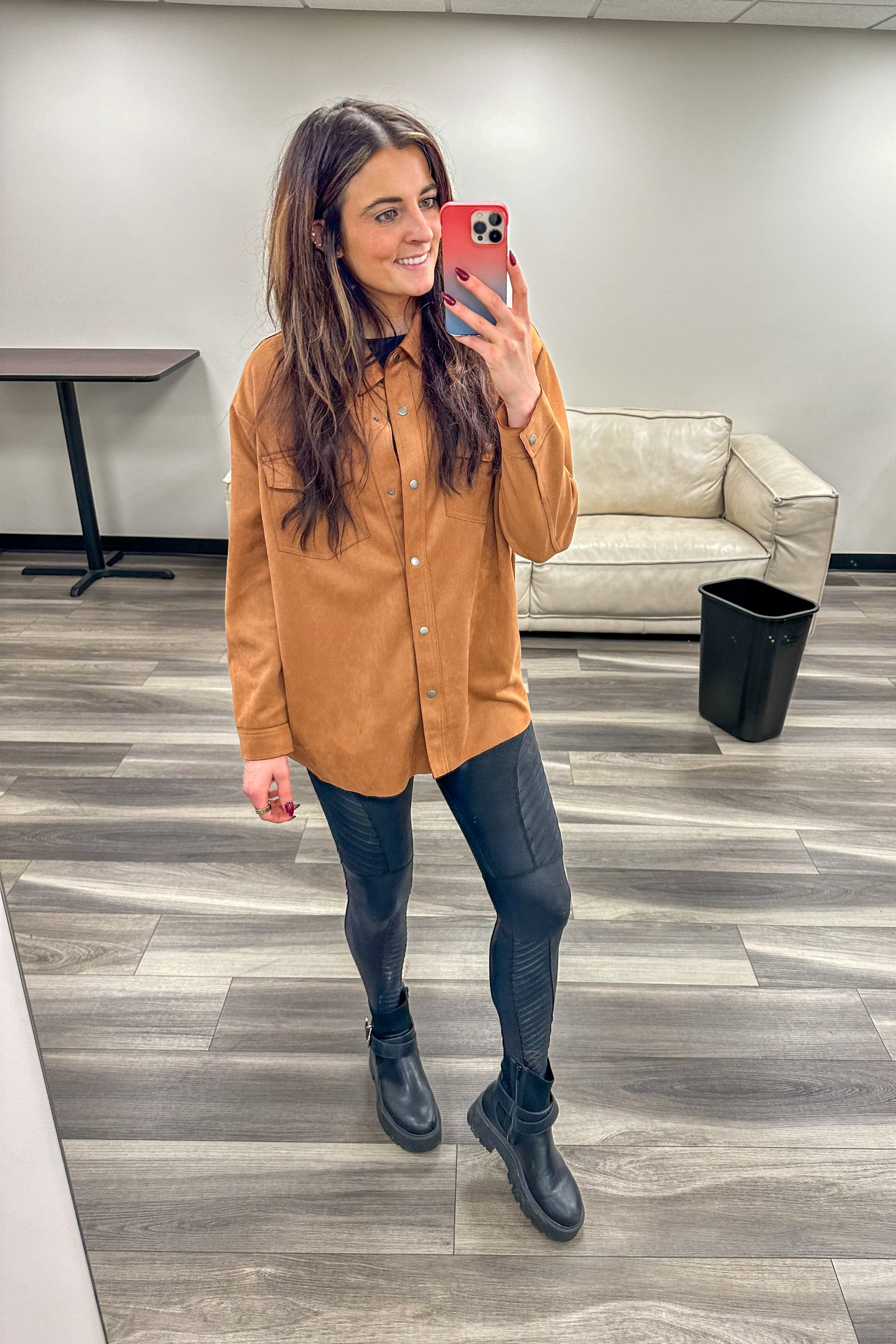 Getcha self some leather leggings ❤️

#leatherleggings #leather #leggings #workoutfit #workfit #workfashion #fallfit #fallfashion #falloutfit #boots 

#LTKWorkwear #LTKStyleTip #LTKHoliday