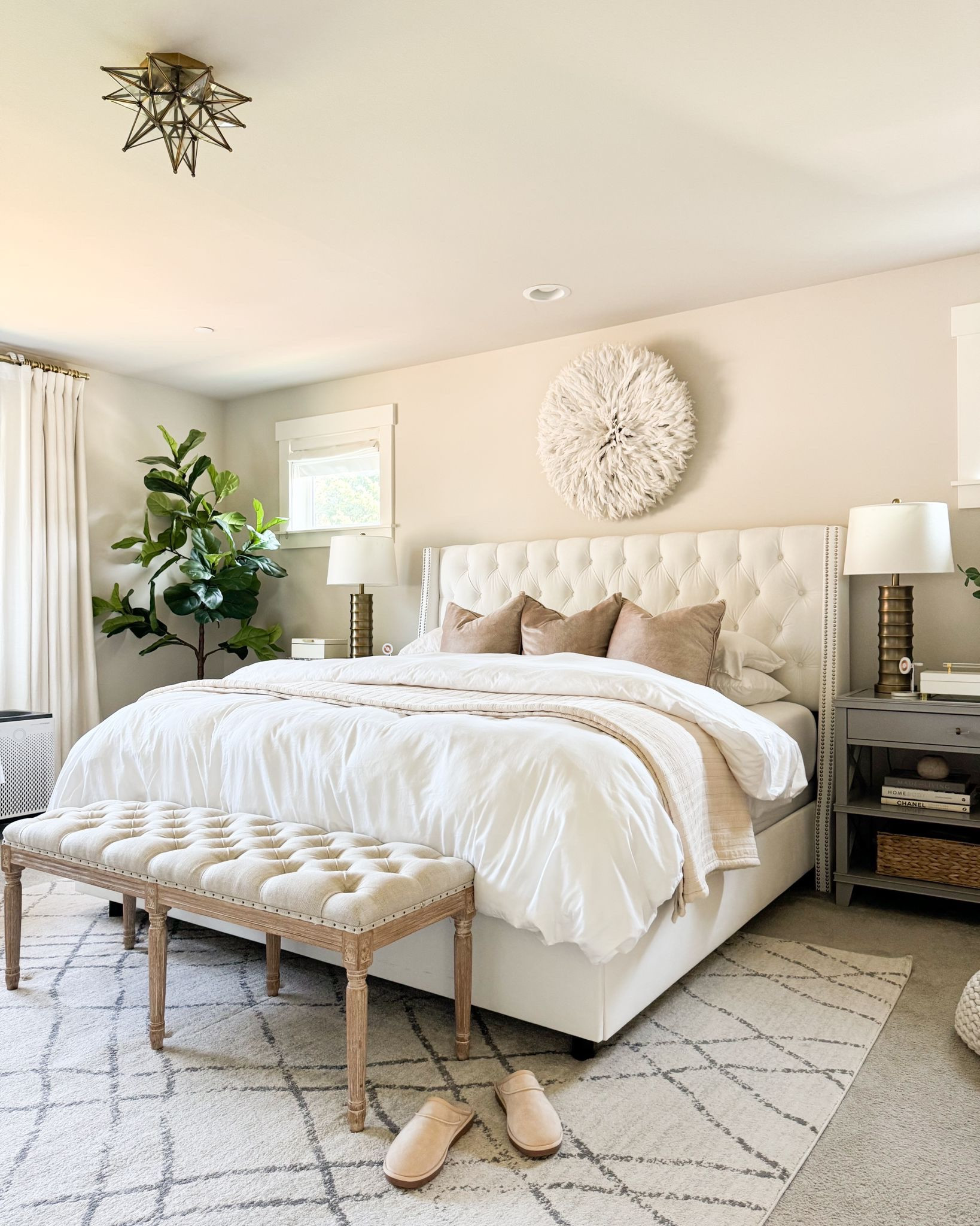 Wayfair 5 Days of Deals up to 70% off and fast shipping! White velvet bedframe, tufted headboard, neutral primary bedroom decor

#LTKxWayfair #LTKSaleAlert #LTKHome