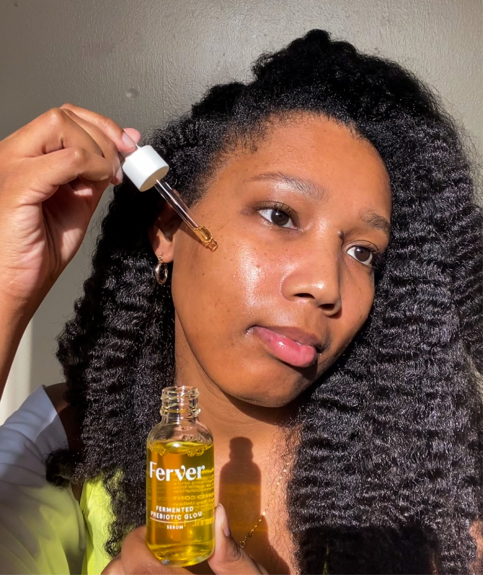 I’ve replaced my regular vitamin C product with @ferverskincare fermented prebiotic glow serum. I love a products that’s gunna add a glow to my summer skincare and makeup routines. This glow serum is fermented making it 4x more powerful than vitamin c. I keep it simple and use it in my morning skincare routine with my sunscreen moisturizer for glowing skin ☀️ 

#LTKunder100 #LTKunder50 #LTKbeauty