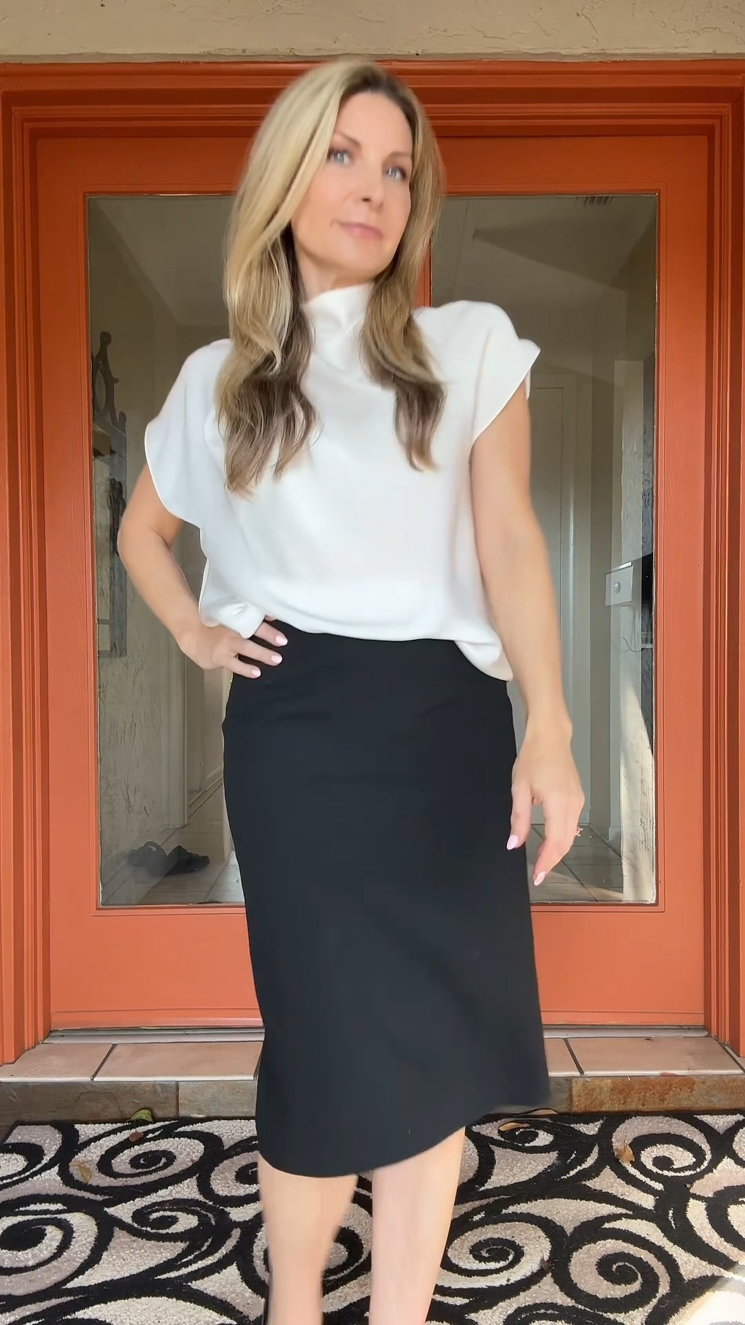 Capsule essentials for the office from @aritzia 

Skirt size 0
Top size XS

#LTKPetite #LTKootd #LTKOver40