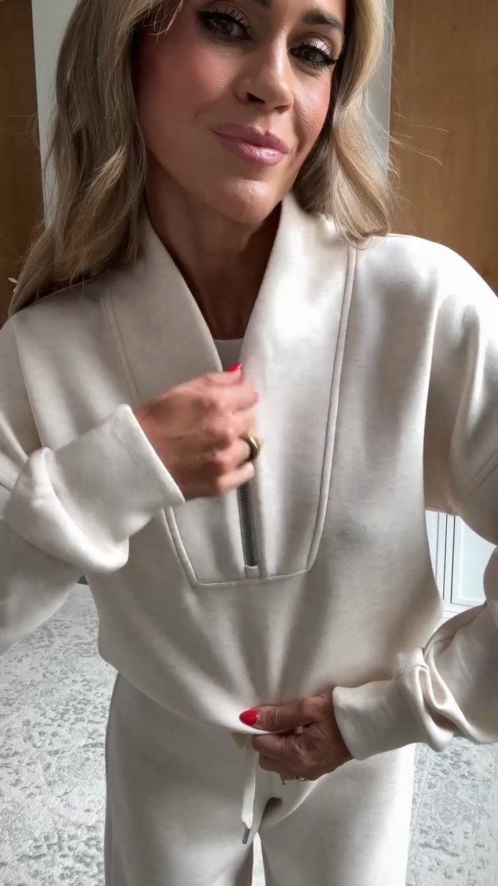 My favorite elevated lounge set that is perfect for travel - comes in length options and multiple colors - in love with the heathered oatmeal 🫶🏻 perfect everyday casual outfit great for momlife

#traveloutfits #airportoutfit #momoutfits

#LTKdayinmylife #LTKootd #LTKTravel