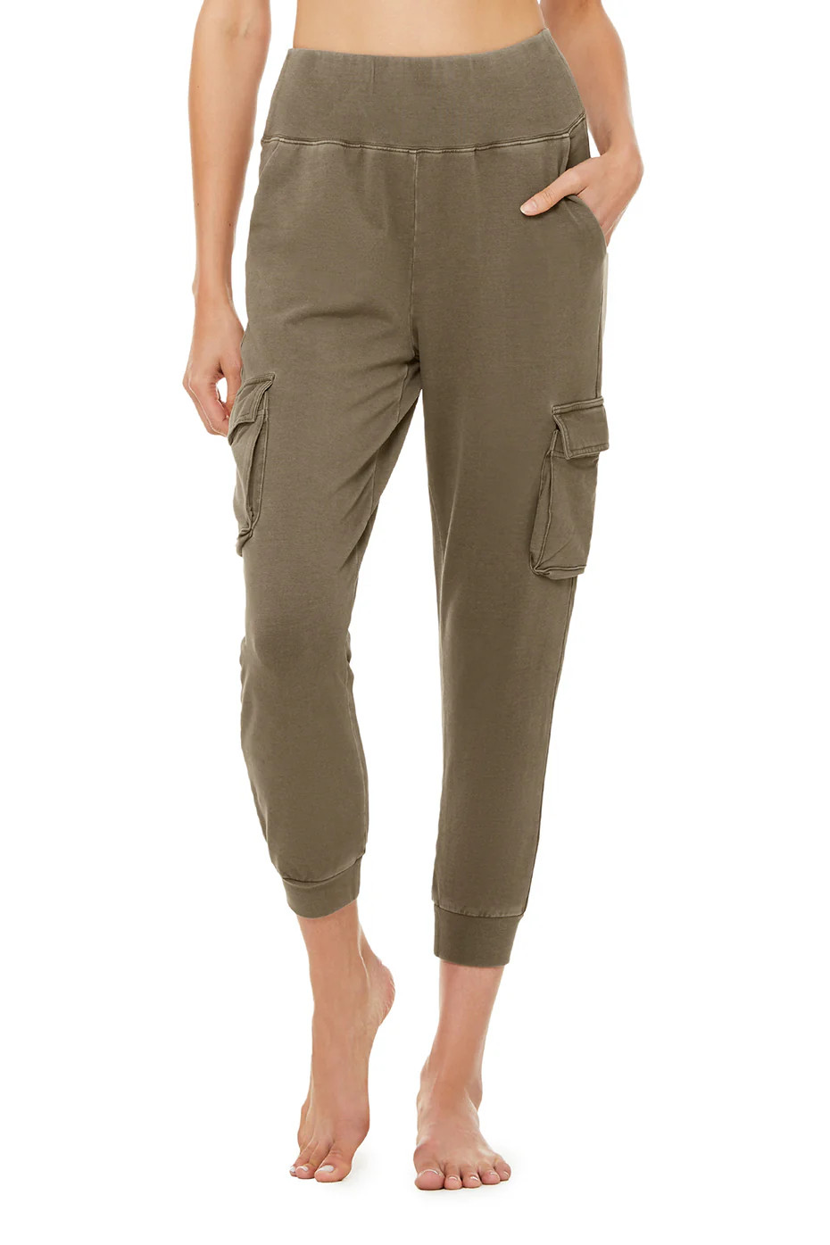 Washed 7/8 High-Waist Cargo Sweatpant | Alo Yoga (US)