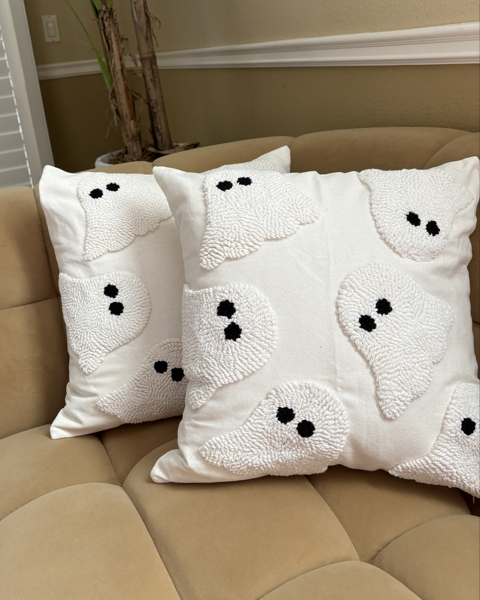 How cute are these ghost pillow case covers! 😍👻

#LTKFallSale #LTKFindsUnder50 #LTKSeasonal