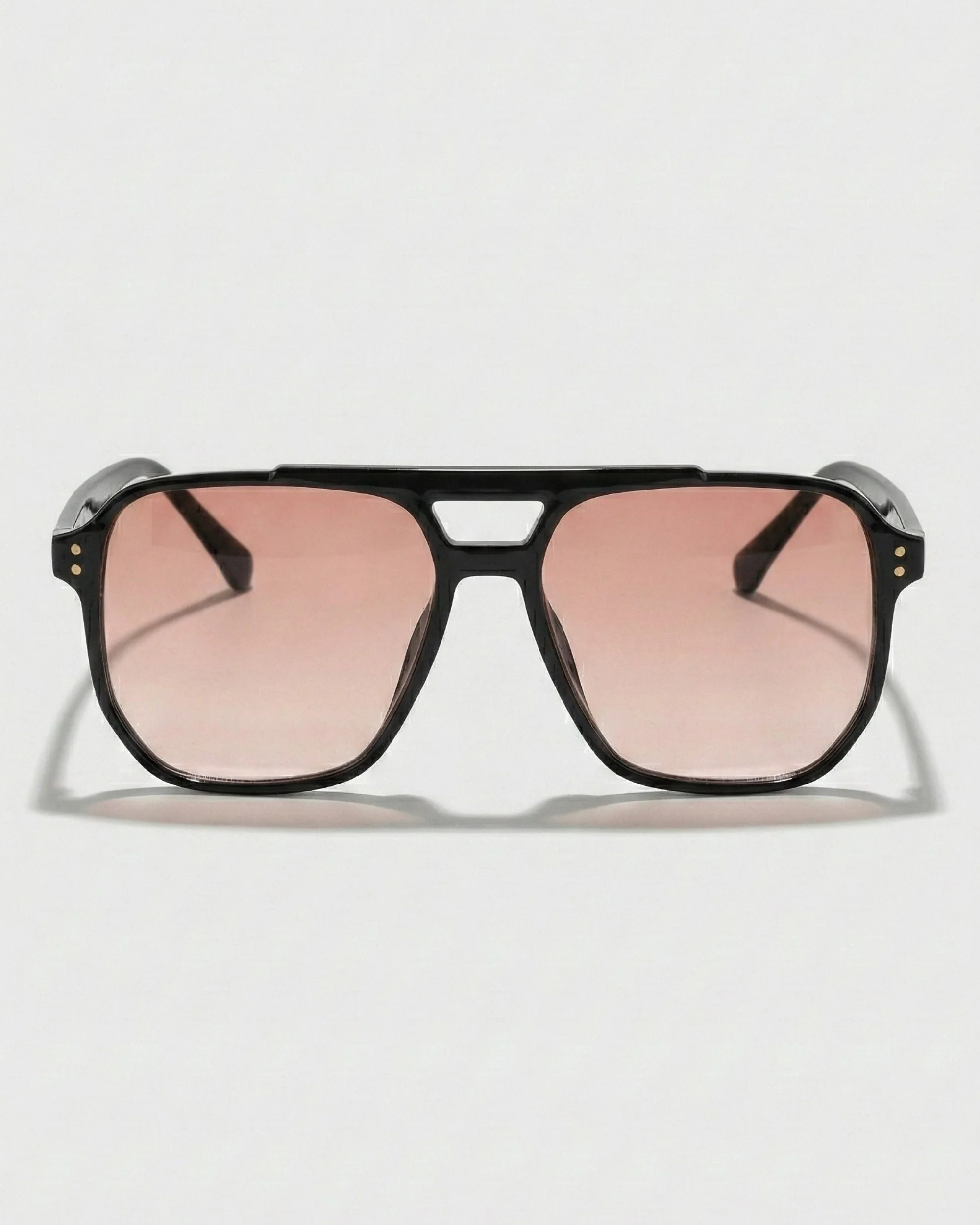 Skye Champagne / 100% UV Protection | Fifth & Ninth
