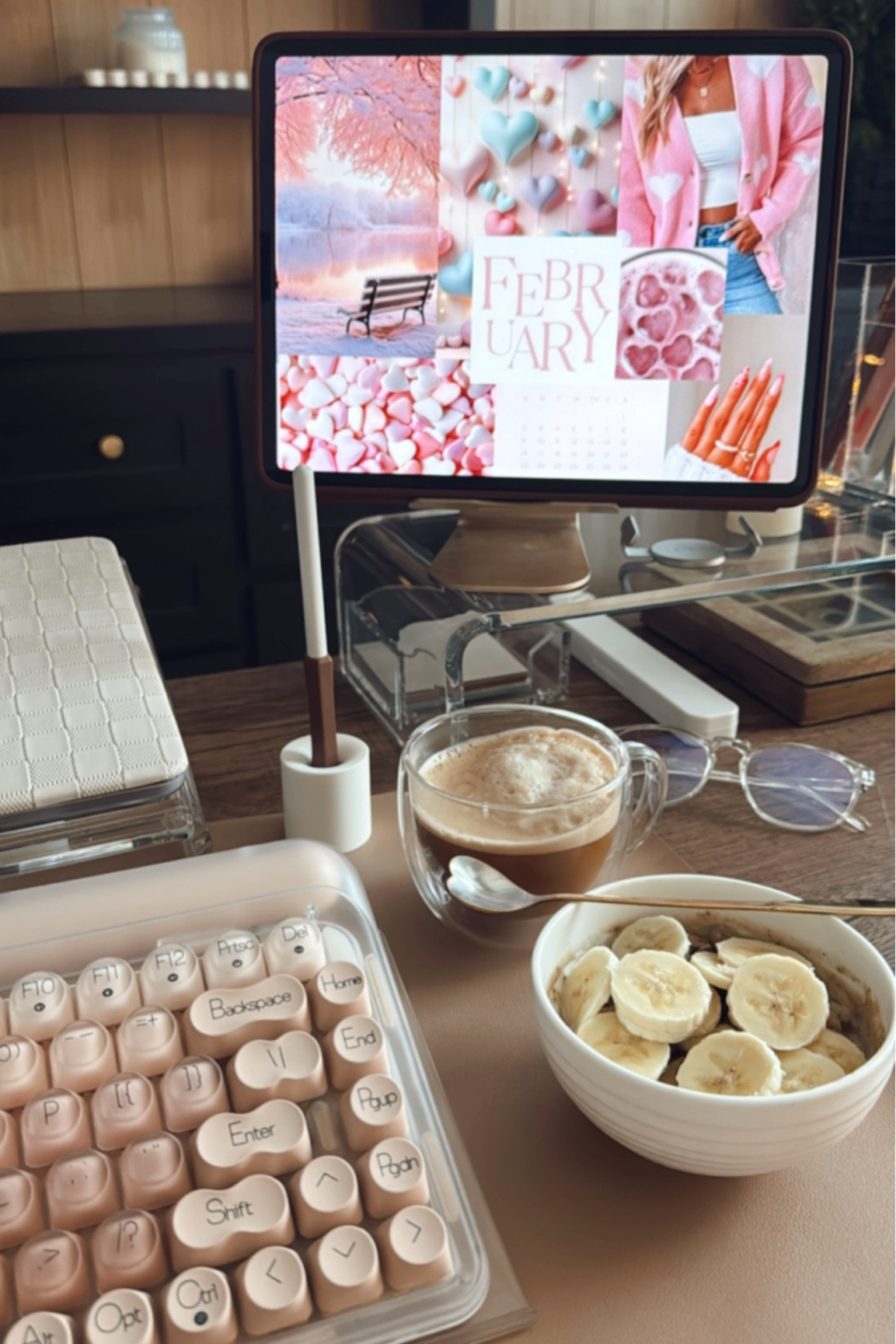Breakfast in the office…well, home office. I’m in love with my new double wall glass coffee mugs! I cleaned out all my old mugs and replaced them with these and they’re soooo good!   Linked them and everything I use to decorate my office! 

#LTKHome #LTKSaleAlert #LTKWorkwear