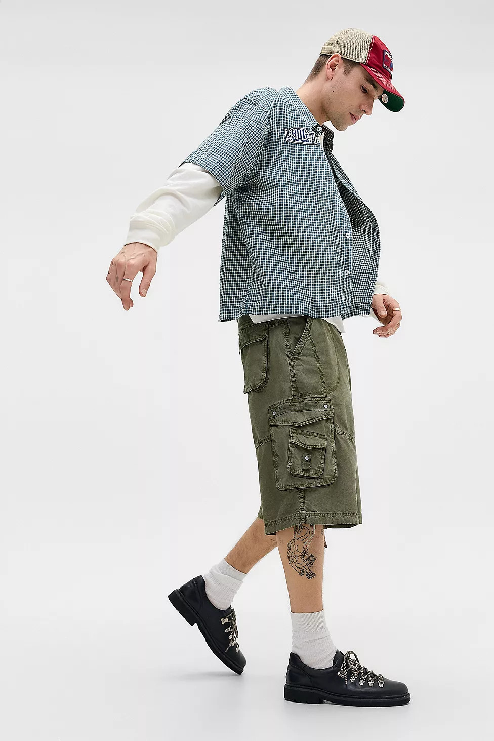BDG Khaki Vint Cargo Shorts | Urban Outfitters UK