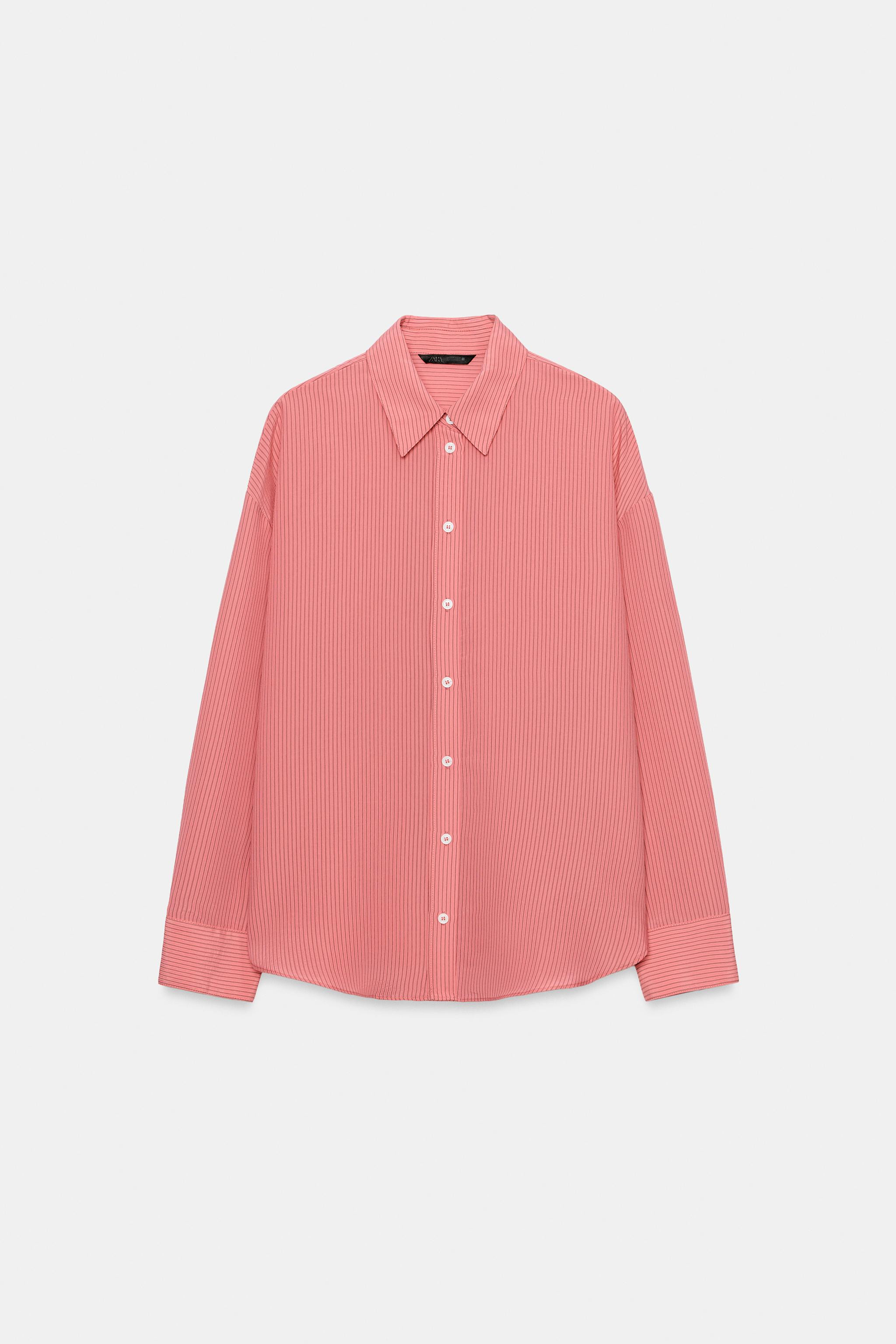 Shirt with a lapel collar and long sleeves. Hem with side vents. Button-up front closure. | Zara US