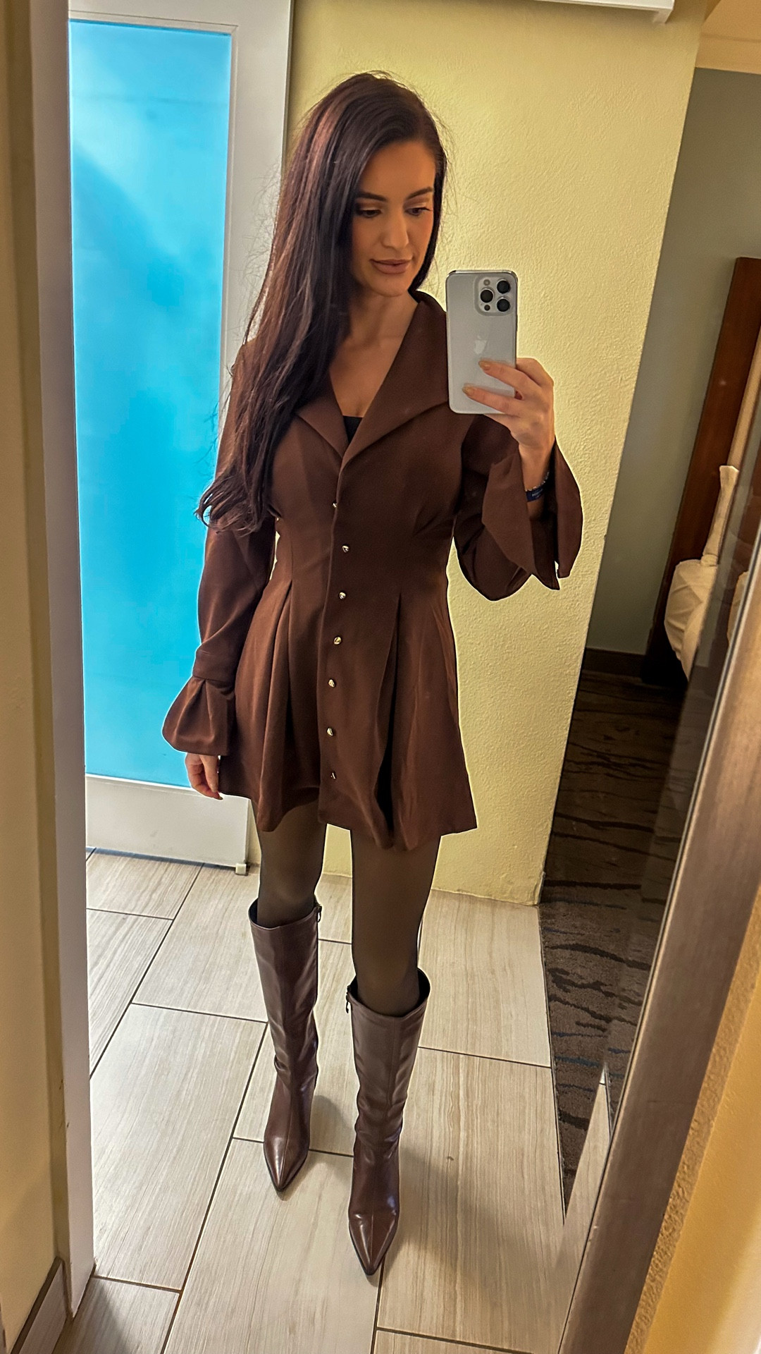 Today’s work outfit of the day! 
Blazer dress
Brown boots
Rights 

#LTKWorkwear #LTKootd #LTKdayinmylife