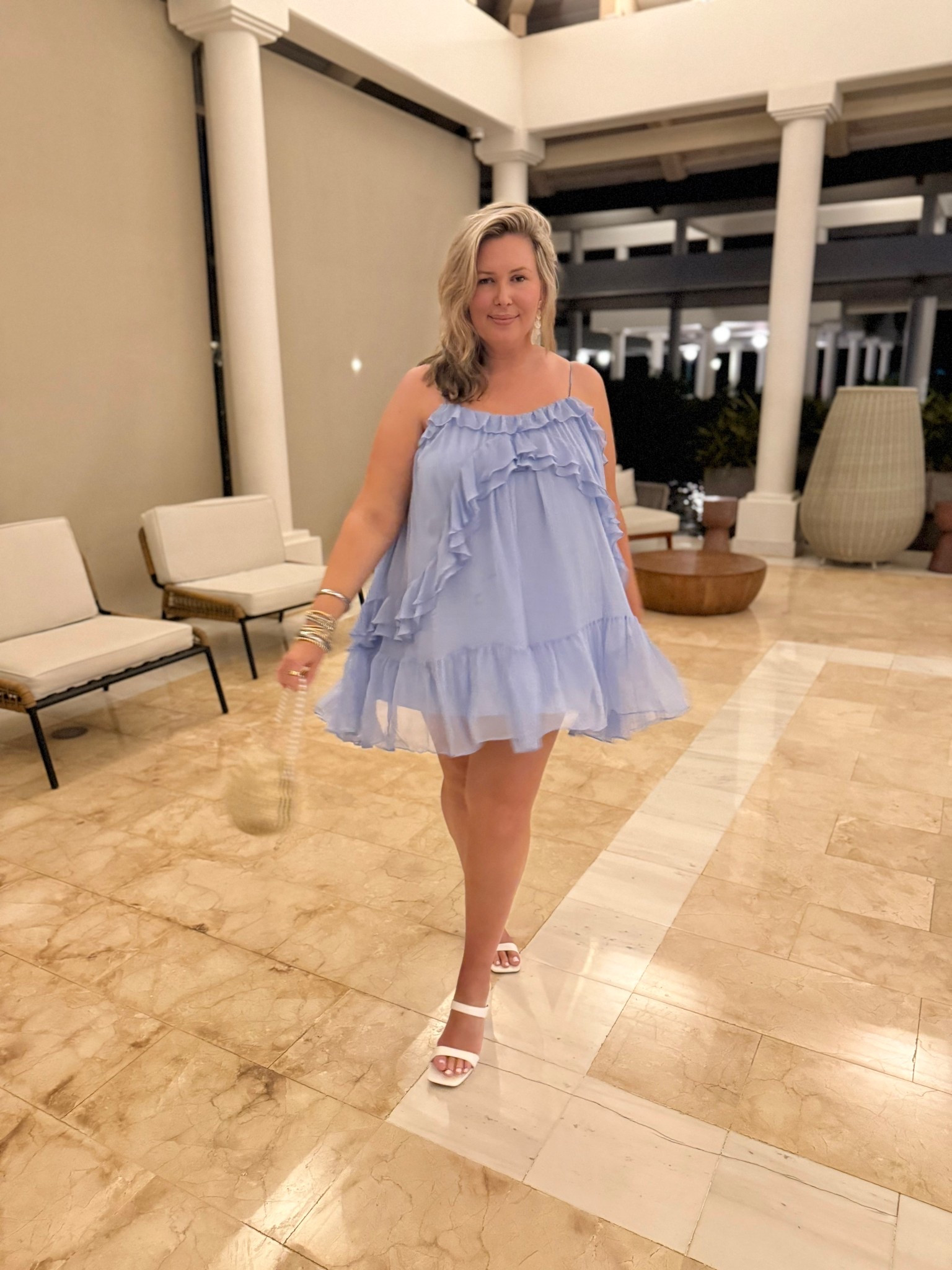 Wearing a 2X in this dress! Absolutely love it!

Plus size fashion, summer dresses, anthropologie finds, summer outfit ideas, mini dress, date night outfit

#LTKMidsize #LTKSummerEdit #LTKPlusSize
