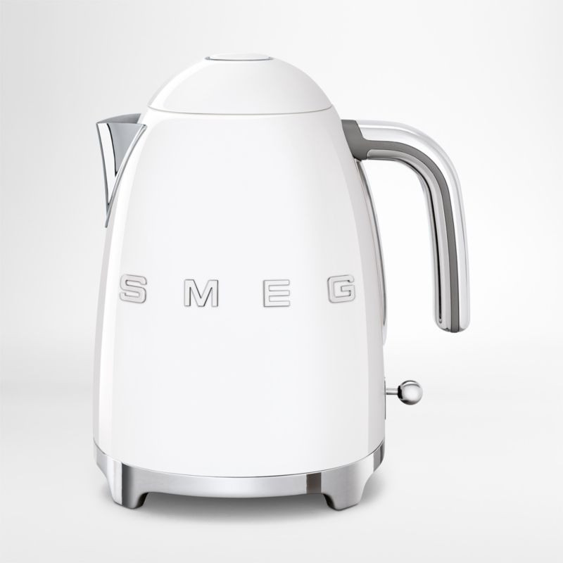 Smeg White Retro Electric Kettle + Reviews | Crate & Barrel | Crate & Barrel
