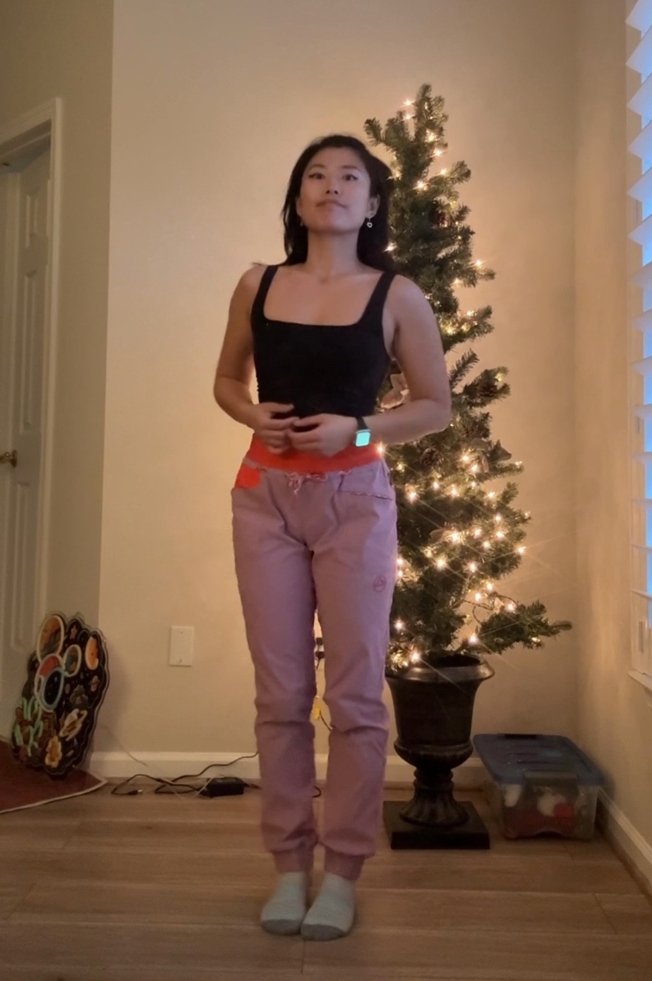 Fitness style, gym outfit, climbing girl, bouldering chic, fit check, climbing pants, workout top, holidays, Christmas 

#LTKstyletip #LTKActive #LTKfitness