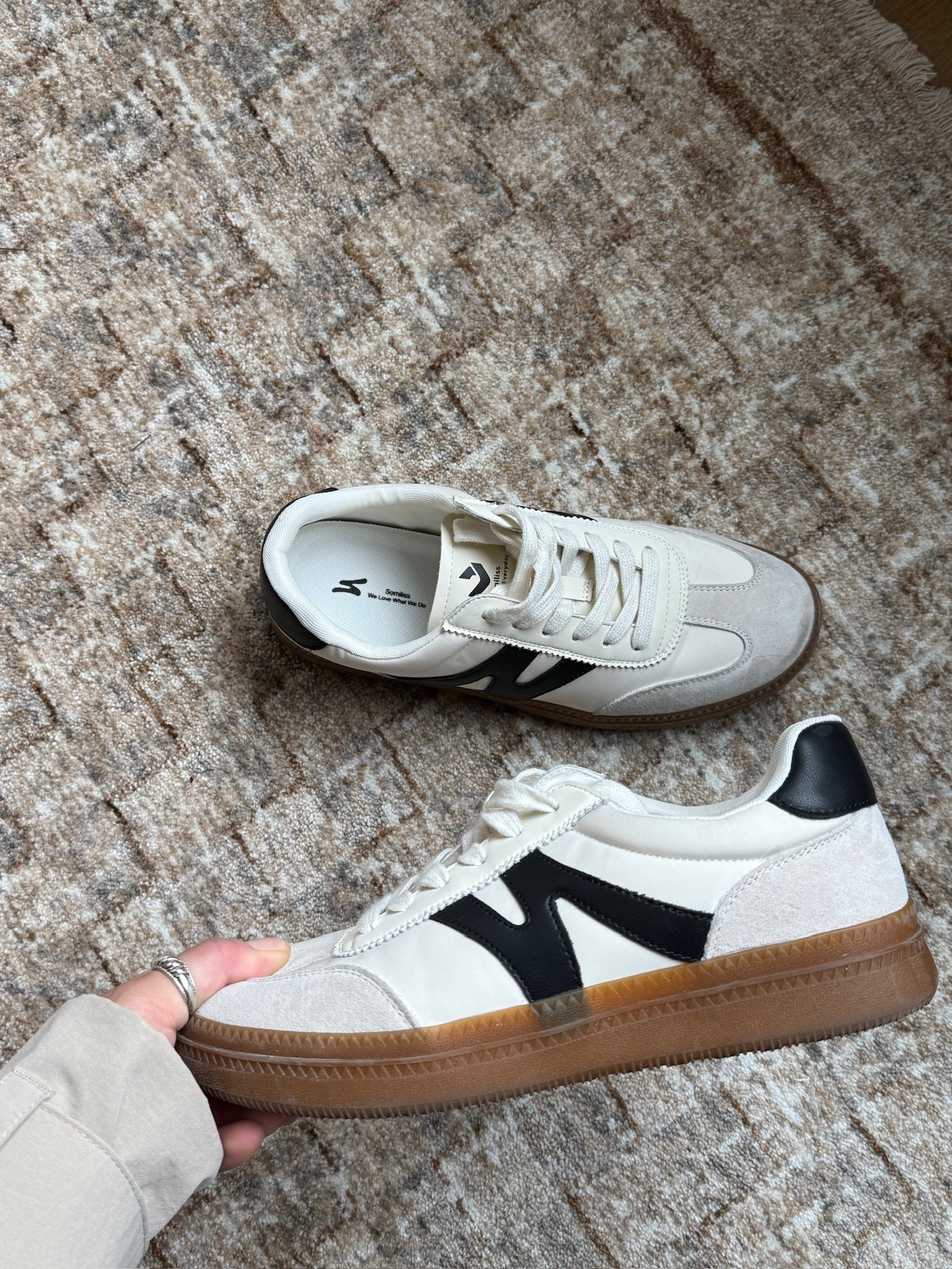 I wore these adorable Amazon sneakers while traveling & they are SO comfy!!! 

amazon fashion finds, amazon shoes, amazon sneakers, budget friendly fashion finds, fall fashion trends, trending for fall

#LTKFindsUnder100 #LTKSeasonal #LTKShoeCrush