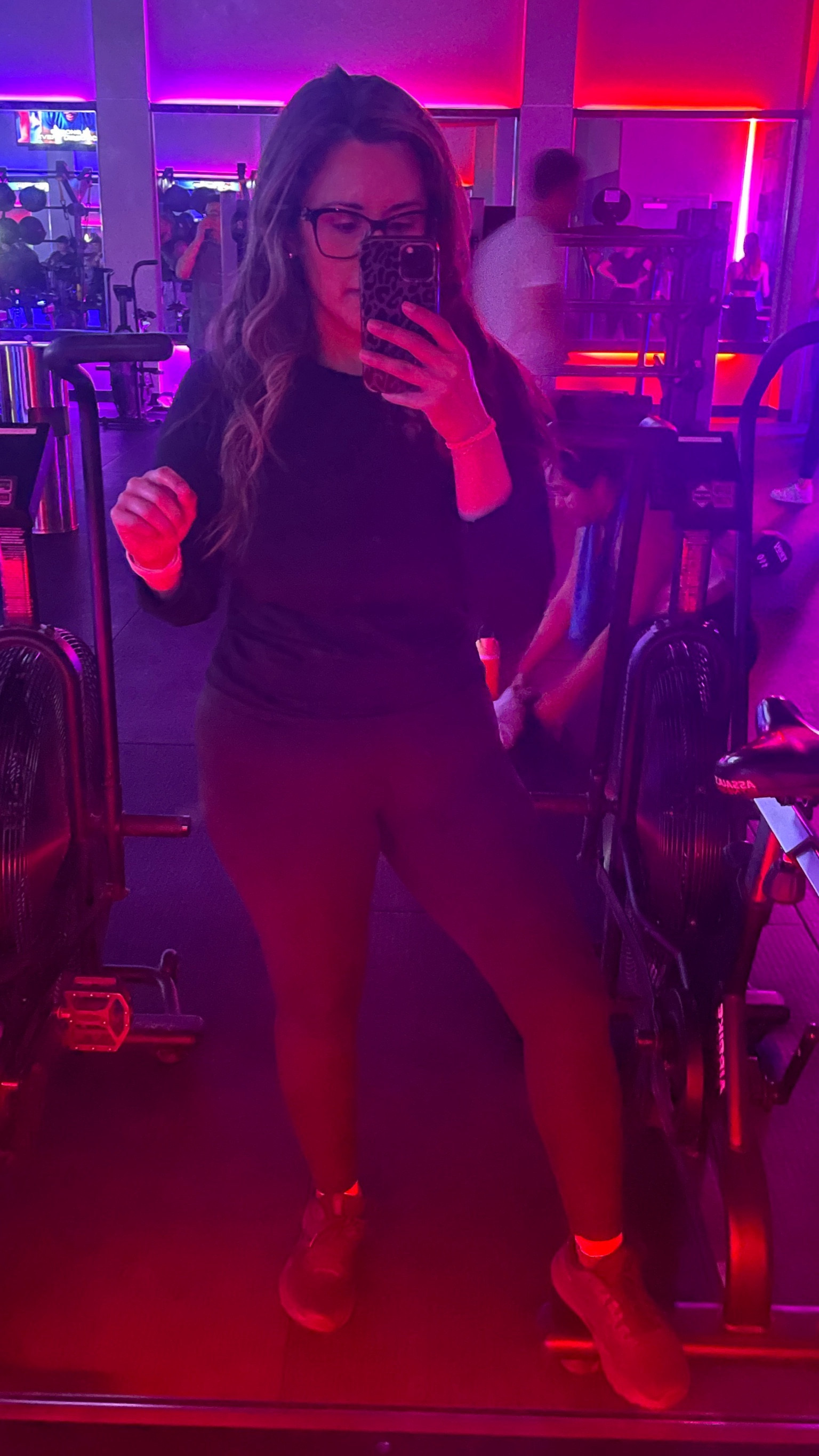 I’ve been hitting my new year goals and gym’ing so hard this year! 💪🏼 
.
.
Linking my fave workout gear, including my absolute favorite shoes.

#LTKfitness #LTKfindsunder100 #LTKsalealert