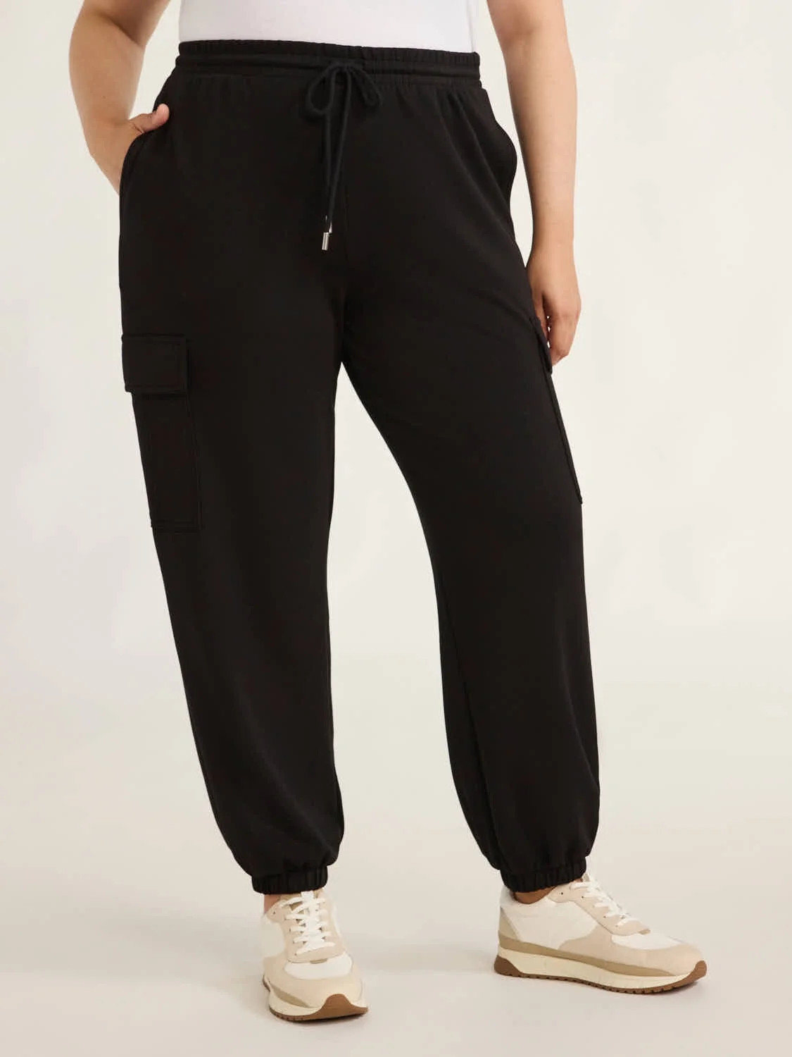 Scoop Women’s and Women's Plus Ultimate ScubaKnit Cargo Joggers, Sizes XS-4X | Walmart (US)