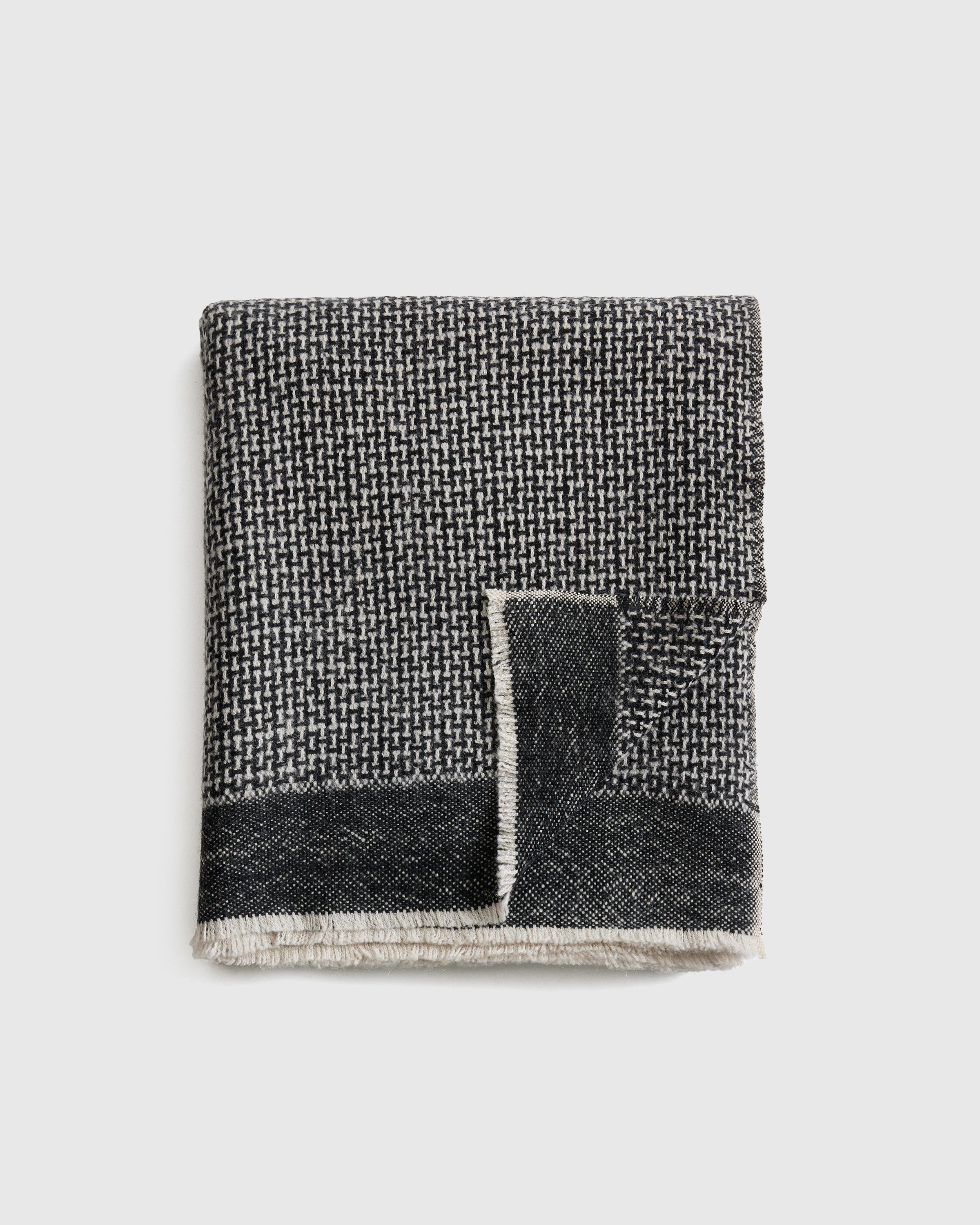 Quince | Cashmere Wool Patterned Throw in Black, Size 50x60 | Quince