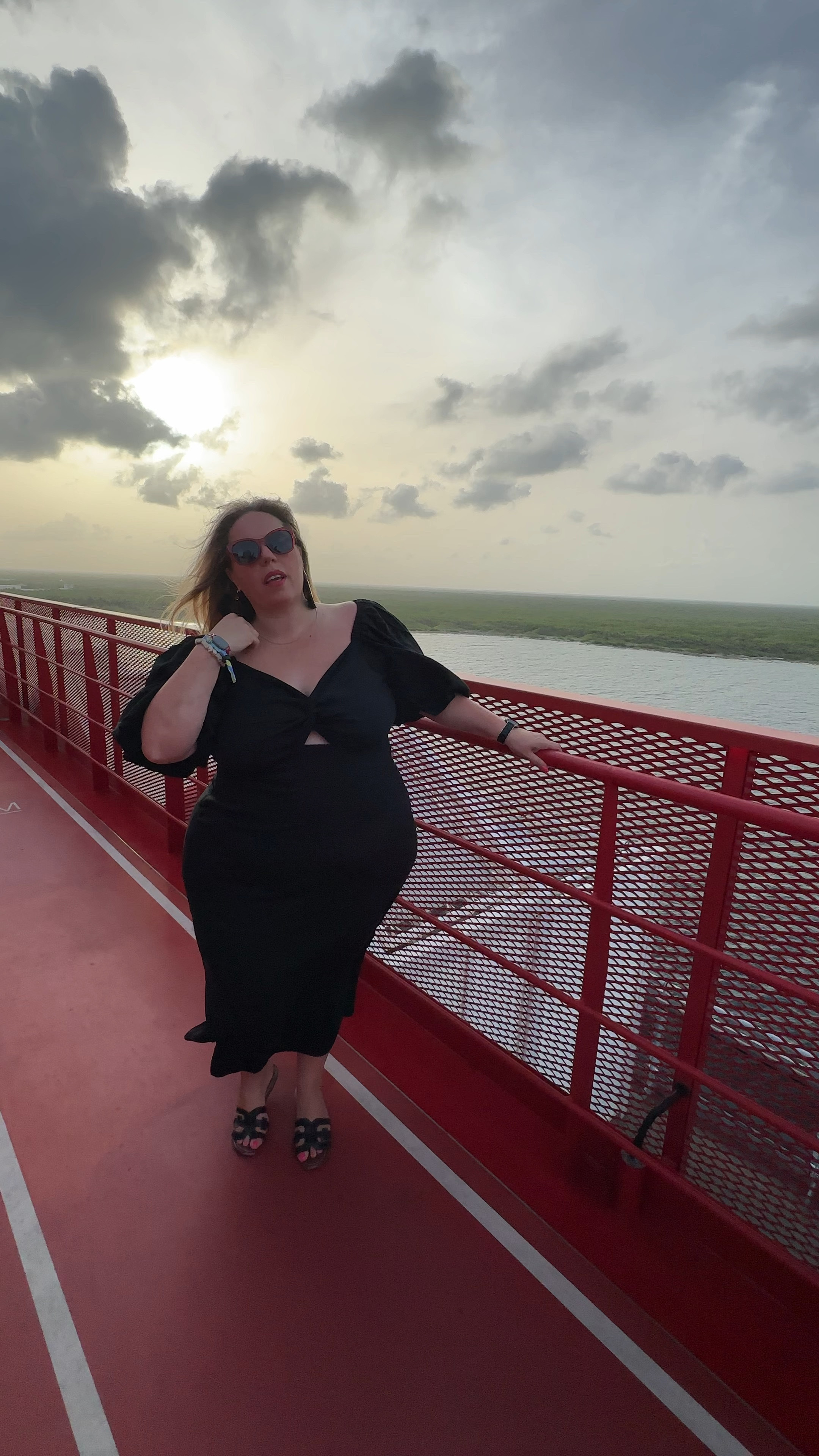 Absolutely love this puff sleeve linen look!

#LTKTravel #LTKPlusSize #LTKStyleTip