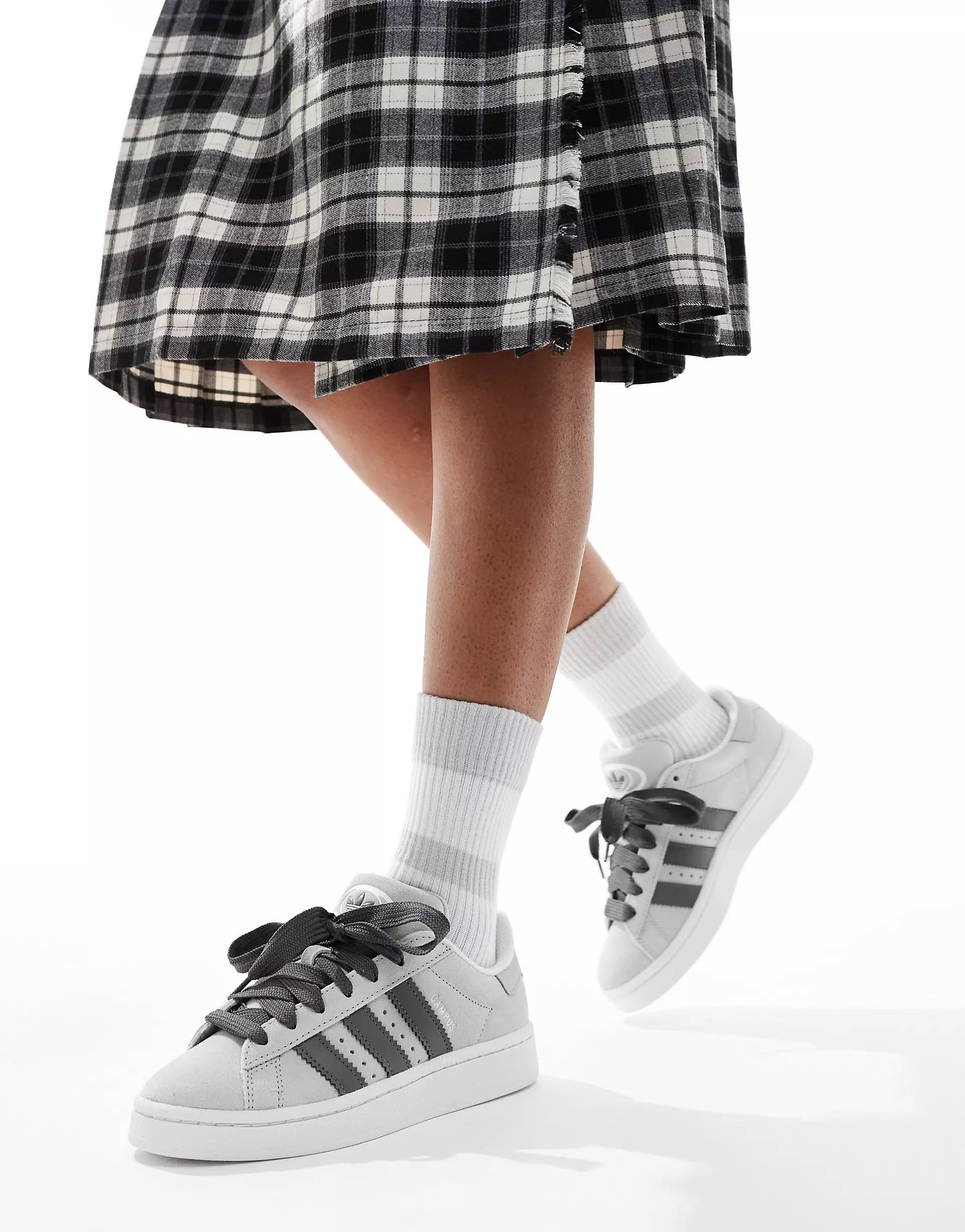 adidas Originals Campus '00s sneakers in gray and black | ASOS (Global)