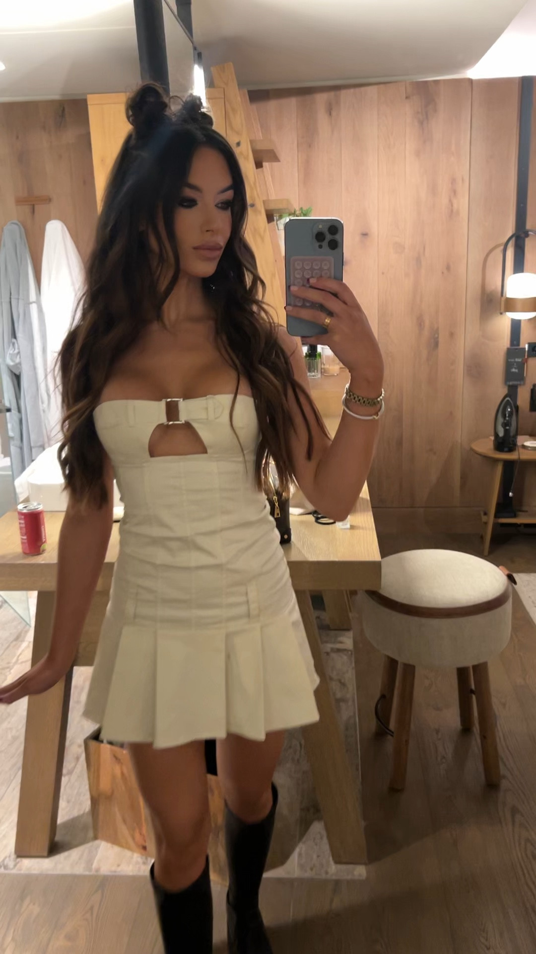 Loving this little mini dress for spring 🖤🐰

#LTKSeasonal #LTKSpringSale #LTKstyletip