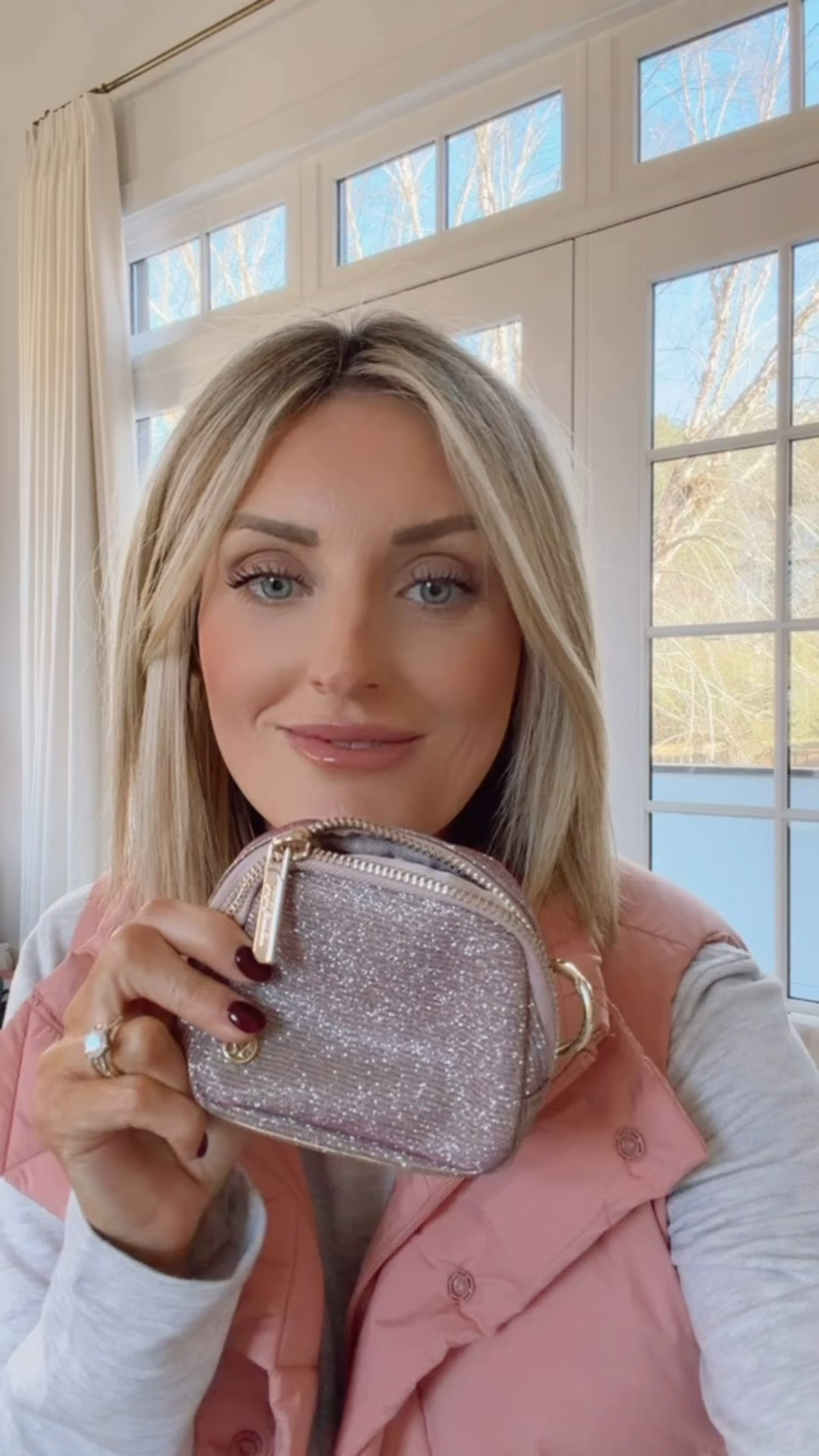 This little wallets would make a great gift for a preteen or teenage girl! There are several colors & materials to choose from! @lululemon #lululemoncreator #ad

Loverly Grey, lululemon, gift guide, gift ideas, stocking stuffers, teen girl gifts, preteen girl gifts 

#LTKFindsUnder100 #LTKHoliday #LTKGiftGuide